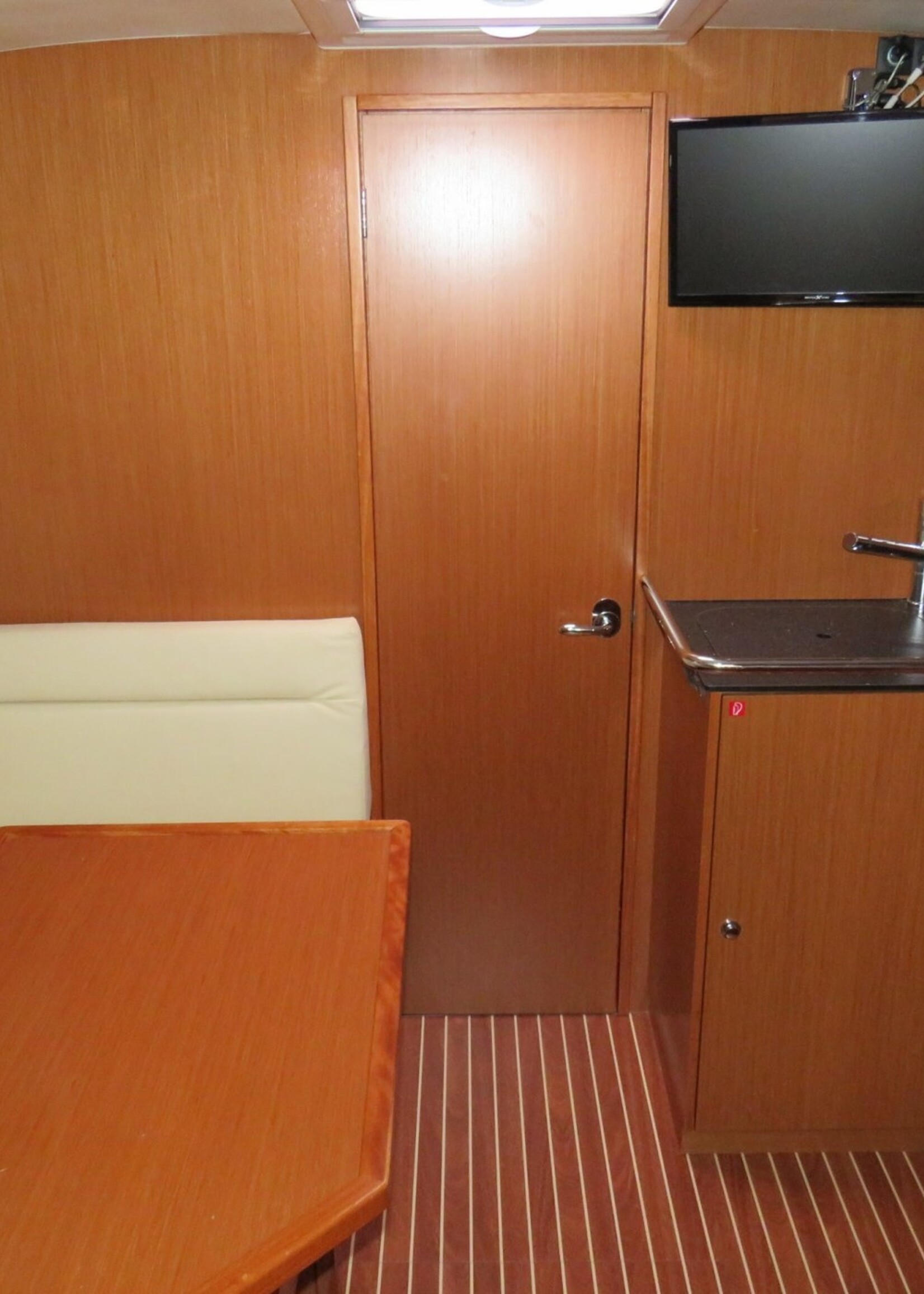 Bavaria 34 Sport, 2x 5.0MPI V8 260PK, DTS, 2012