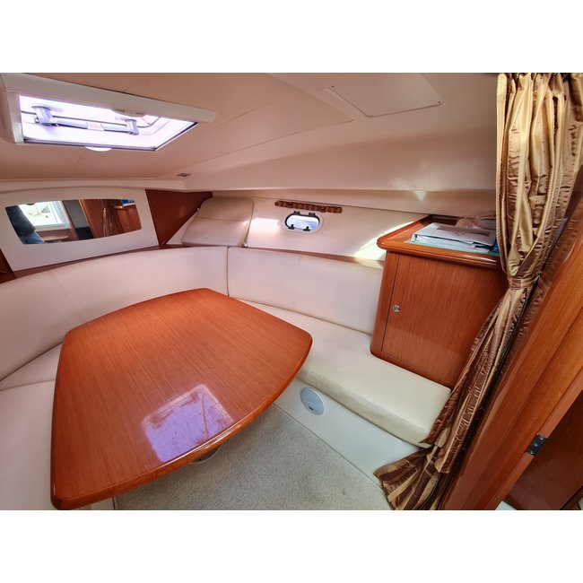 Jeanneau Prestige 30S Hardtop, 2009, 2x Volvo Penta 5.7 Gi