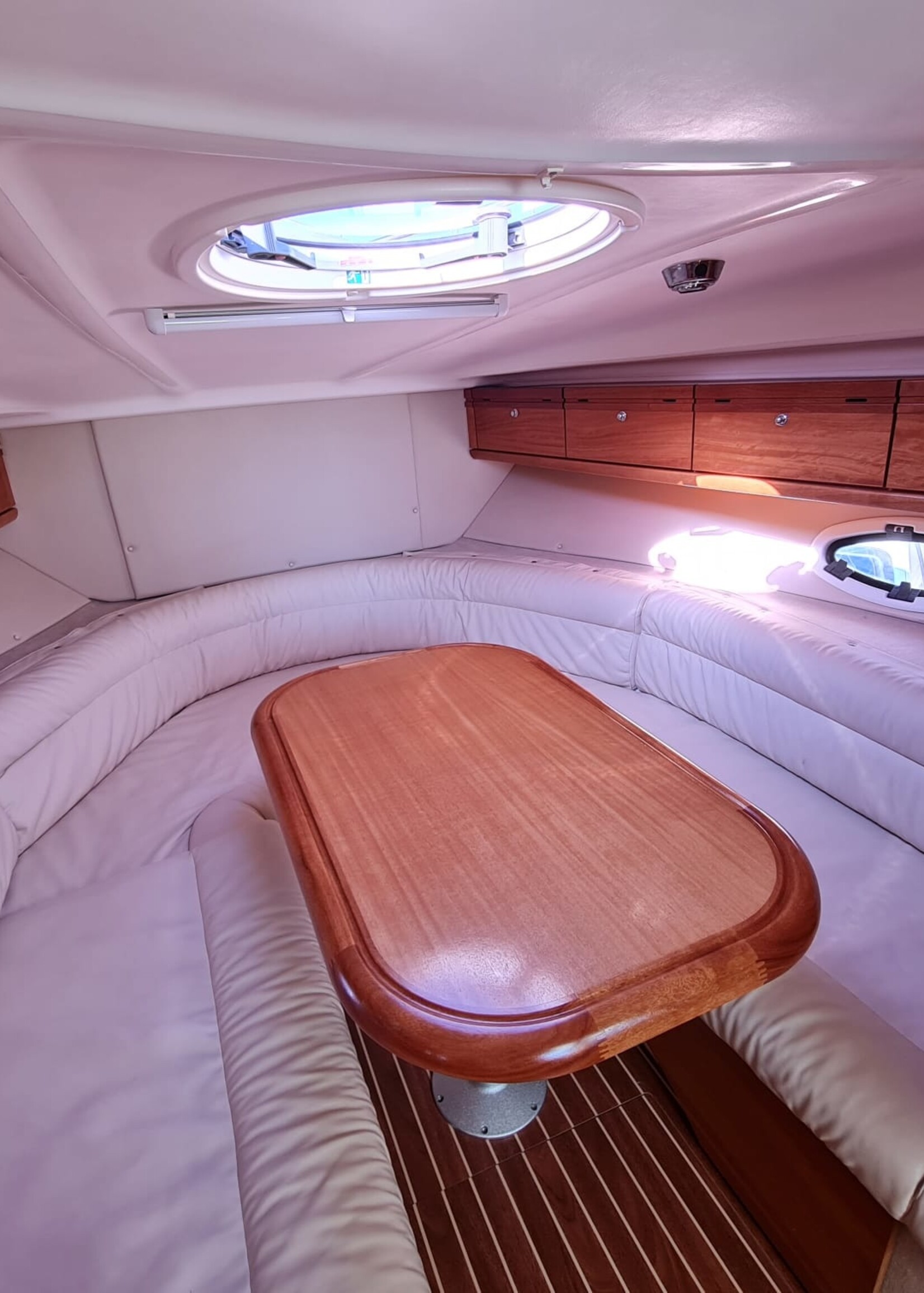 Bavaria 30 Sport Hardtop, 2009, 2x Volvo Penta 4.3Gxi