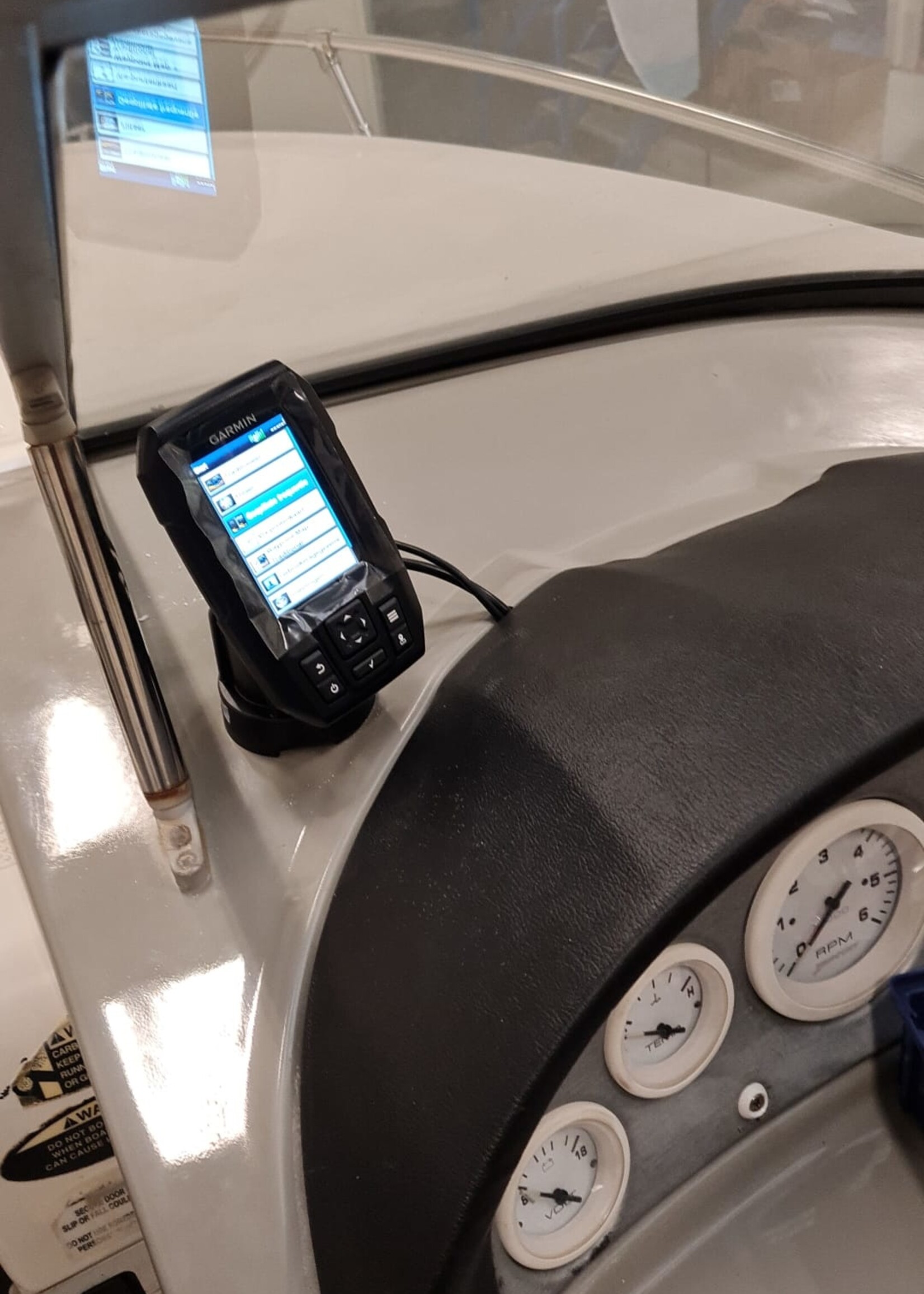 Bayliner 652 Cuddy 3.0Ltr 135PK  2005