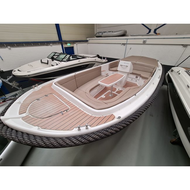 Corsiva 690 Tender uit 2016, 90 pk Mercury DFI