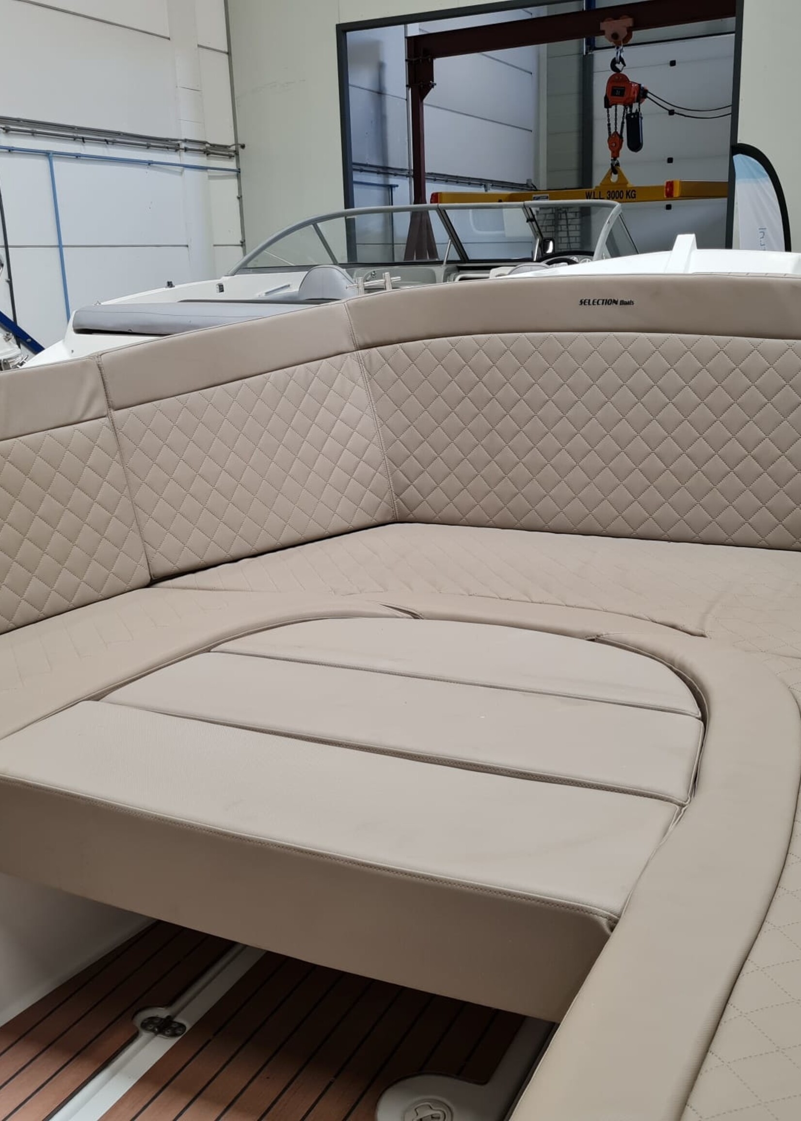 Corsiva 690 Tender uit 2016, 90 pk Mercury DFI