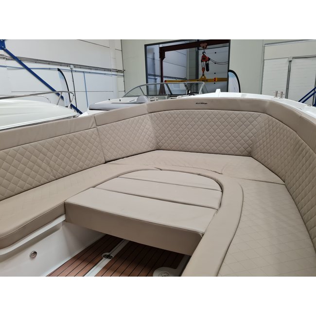 Corsiva 690 Tender uit 2016, 90 pk Mercury DFI