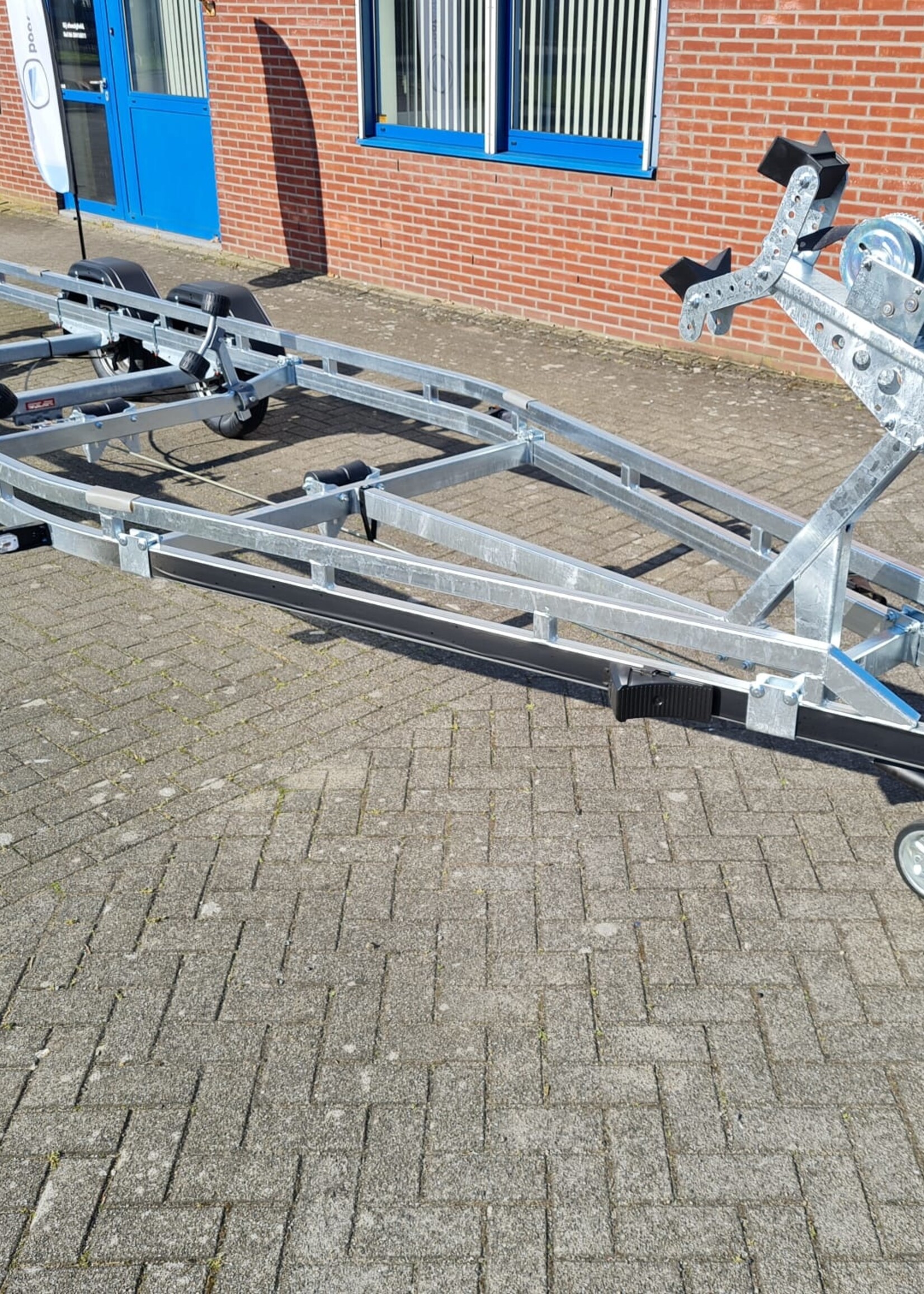 Corsiva 690 Tender uit 2016, 90 pk Mercury DFI