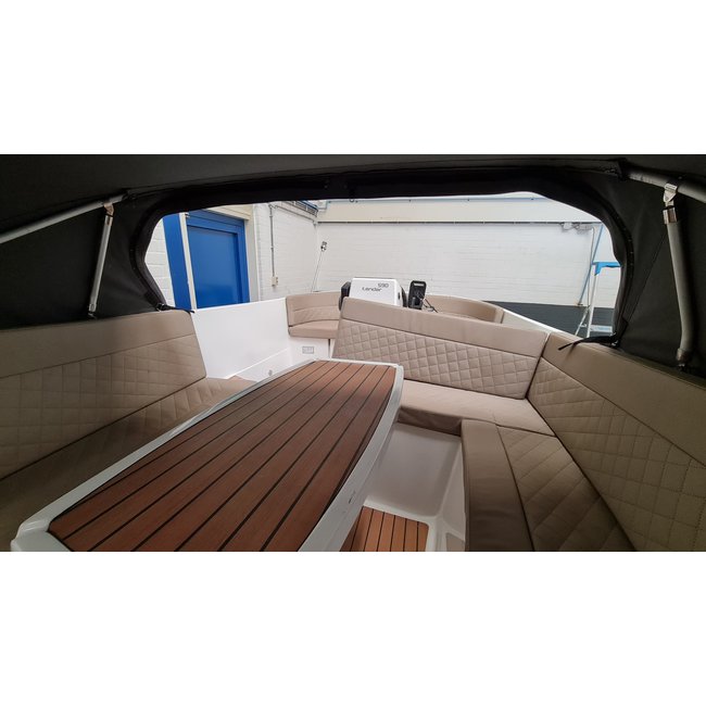 Corsiva 590 Tender uit 2016, 60 pk Selva 4 takt