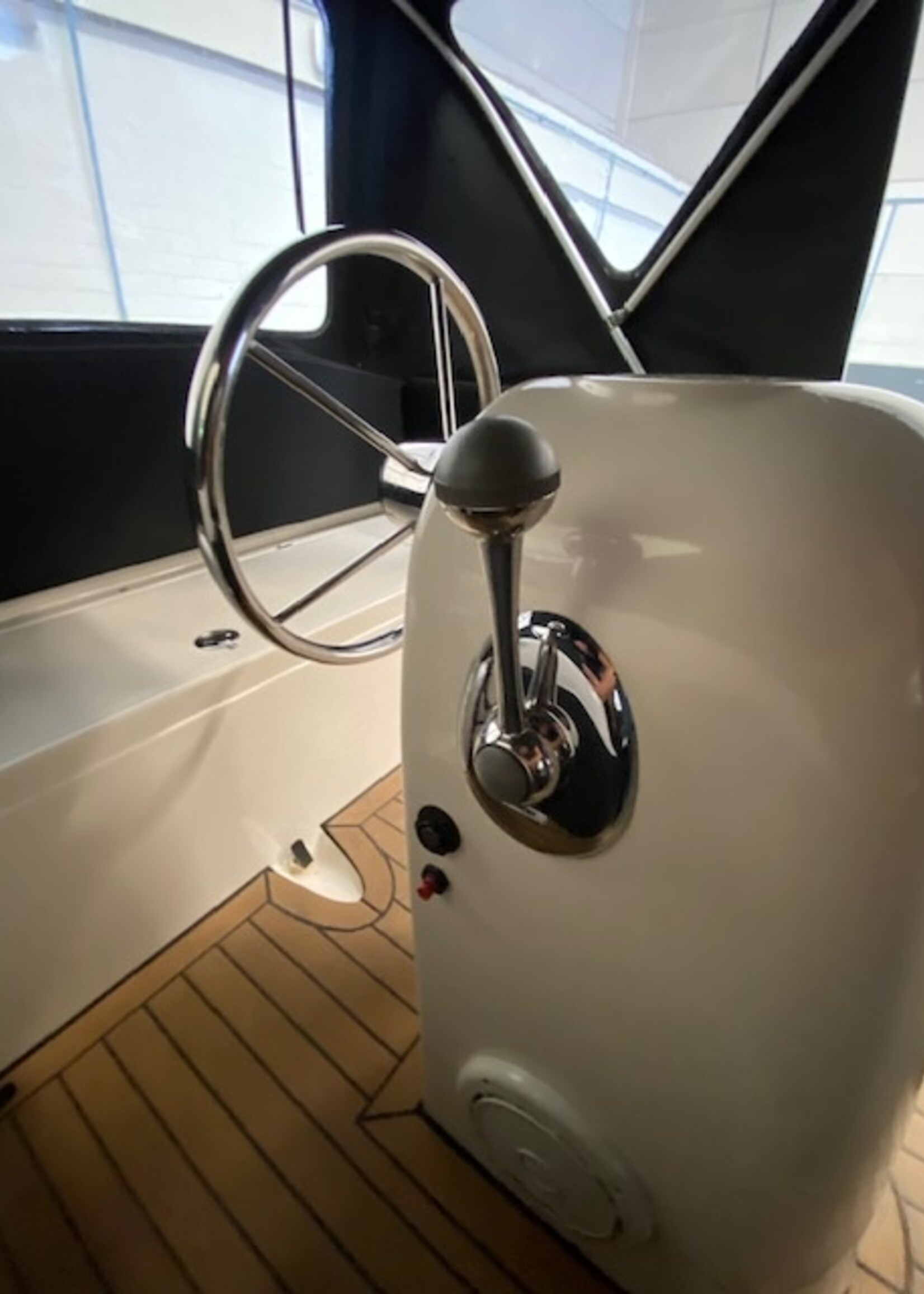 Admiral 470XL uit 2013 met Honda 20Pk 4 Takt