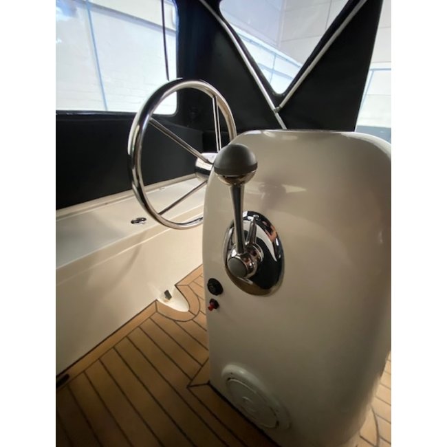 Admiral 470XL uit 2013 met Honda 20 Pk 4 takt