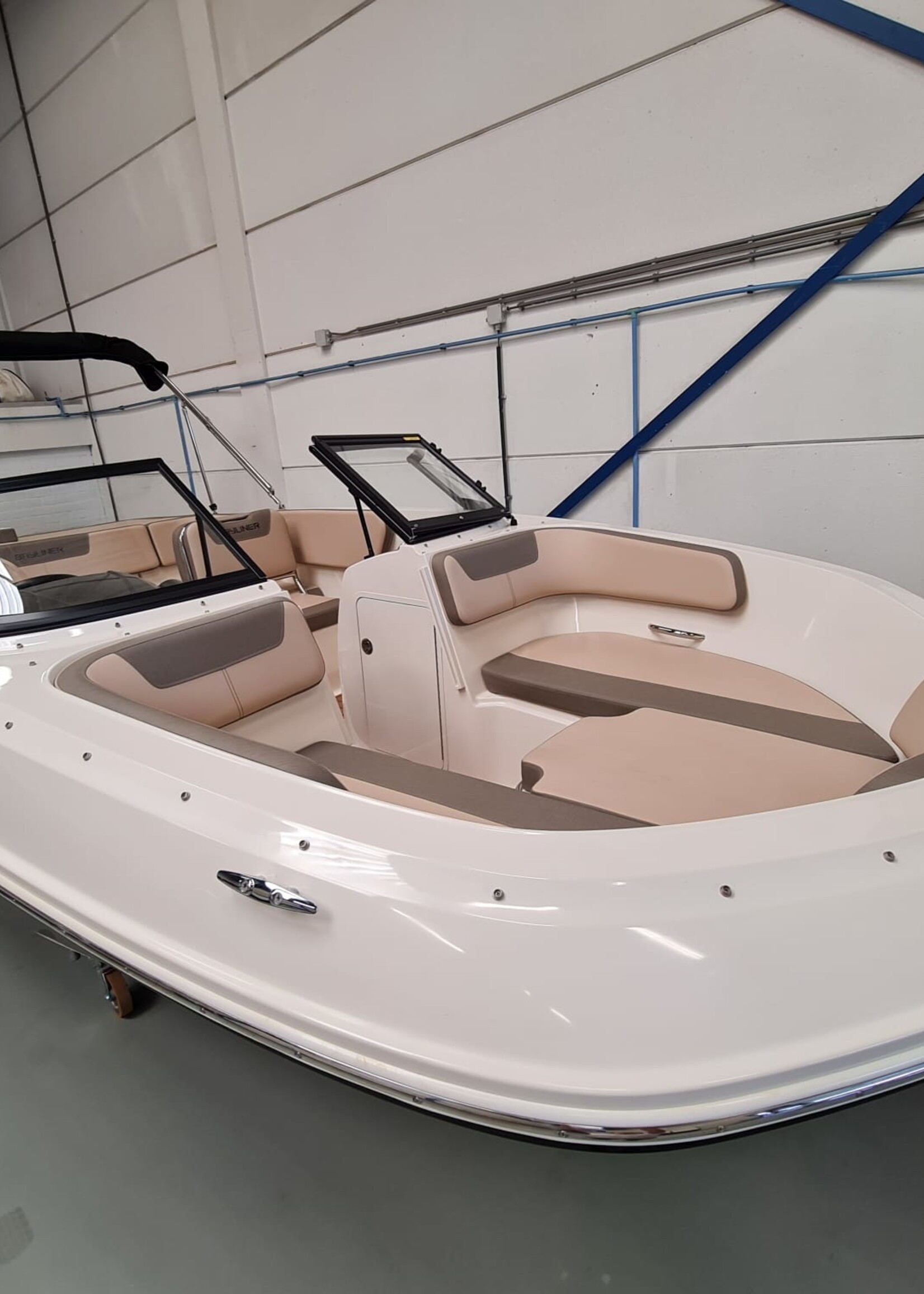 Bayliner VR5 Bowrider, 2017, 115 PK Mercury Pro XS, 40 uur draaiuren, Turbo Swing