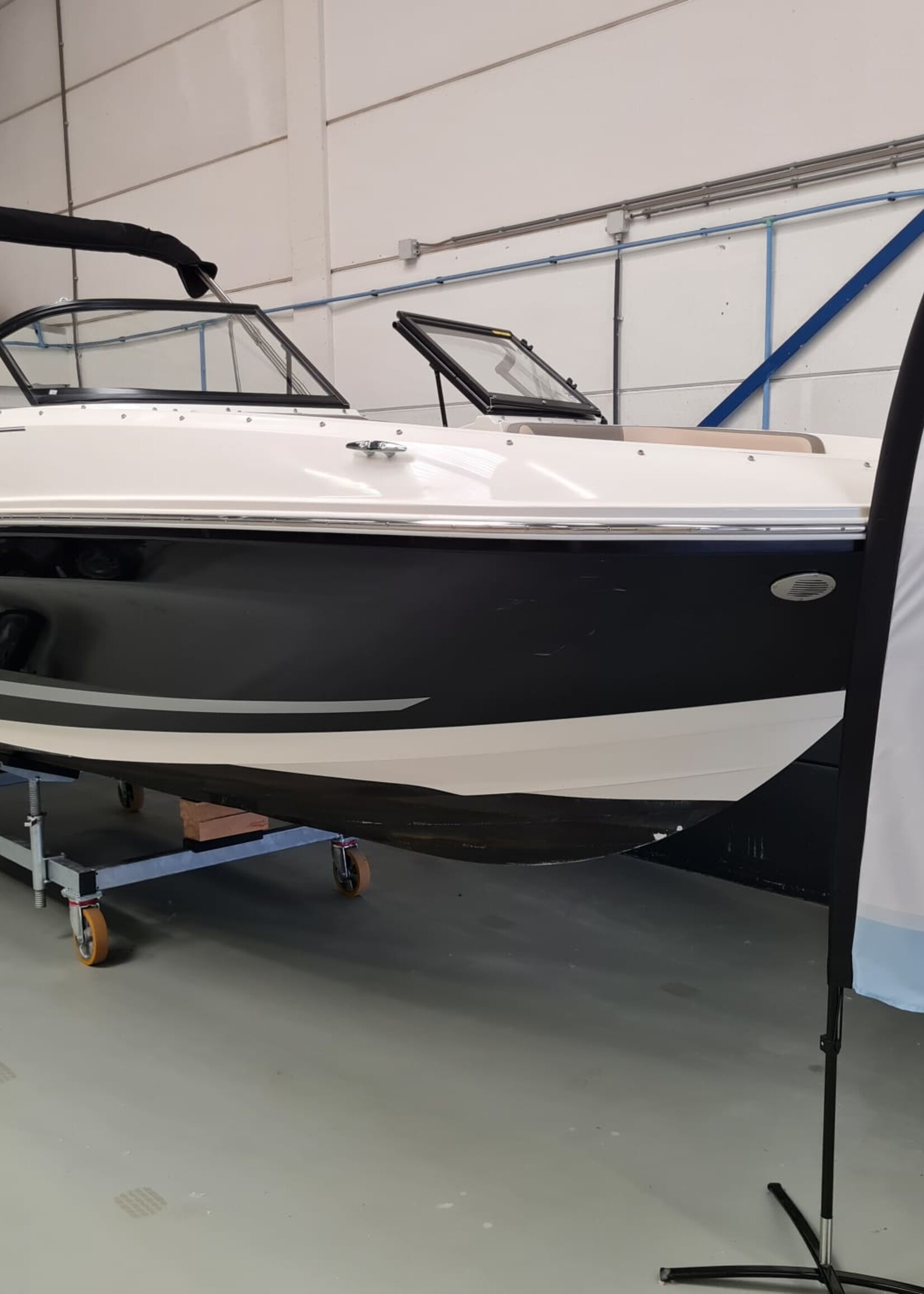 Bayliner VR5 Bowrider, 2017, 115 PK Mercury Pro XS, 40 uur draaiuren, Turbo Swing