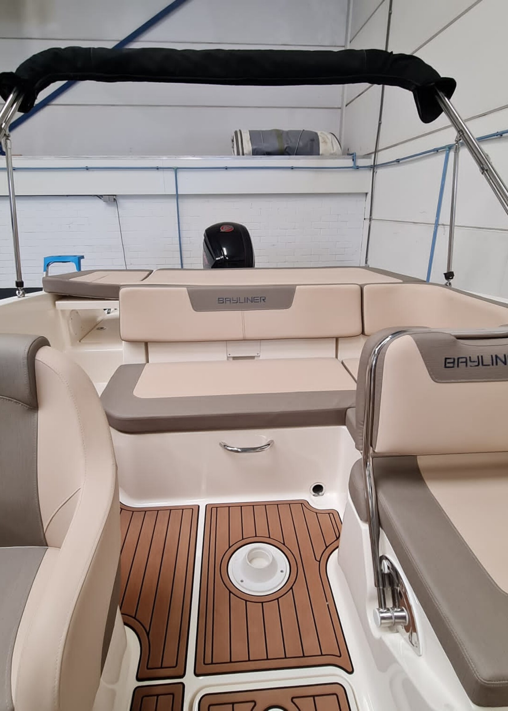 Bayliner VR5 Bowrider, 2017, 115 PK Mercury Pro XS, 40 uur draaiuren, Turbo Swing