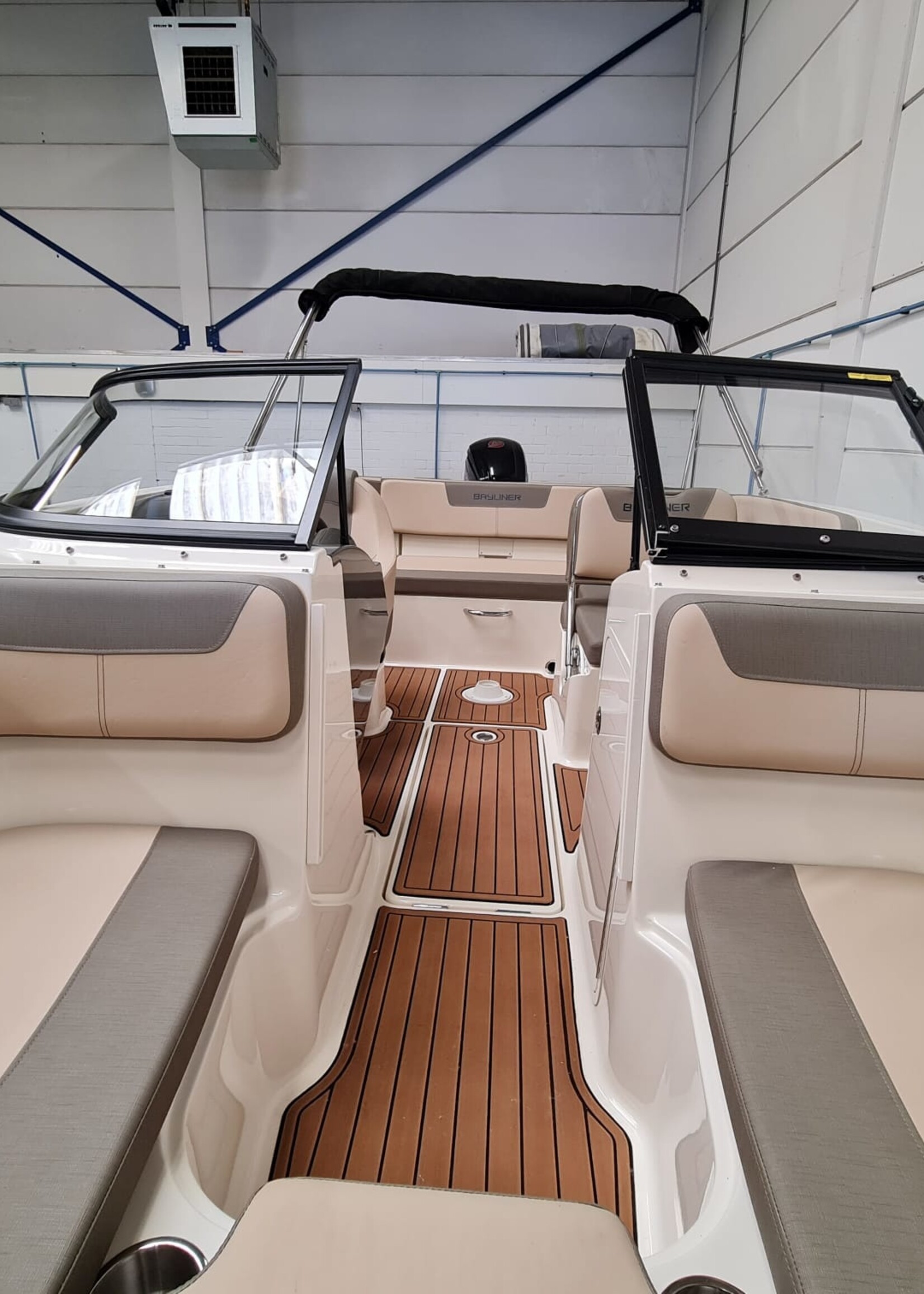 Bayliner VR5 Bowrider, 2017, 115 PK Mercury Pro XS, 40 uur draaiuren, Turbo Swing