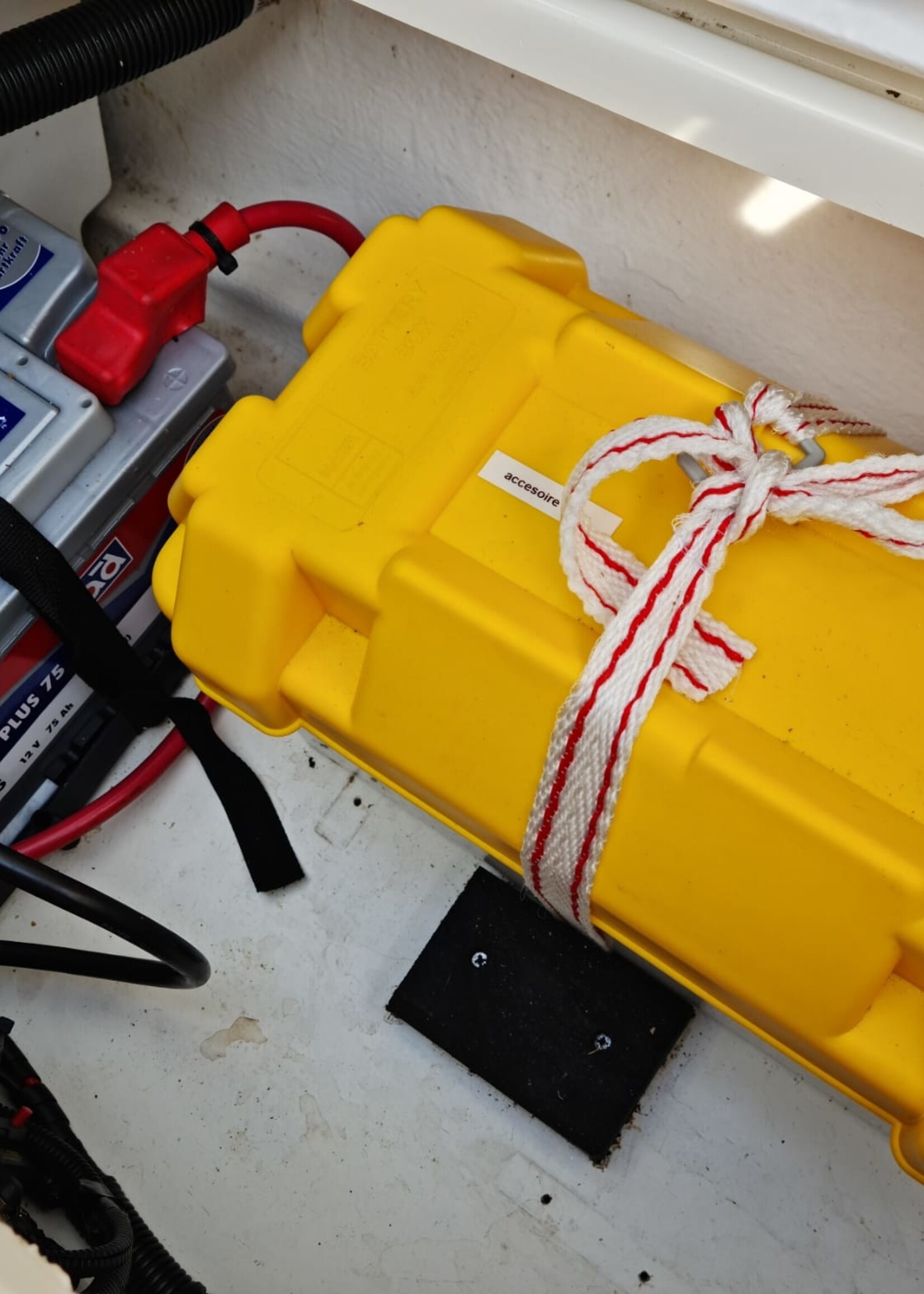 Sea Ray 190SPX 3.0LTR 140PK 2015