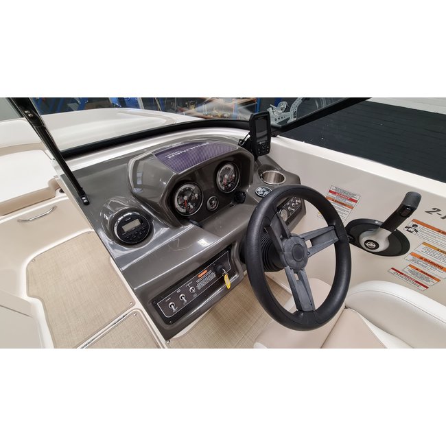 Bayliner VR5 Bowrider, 3.0 TKS 140PK, 24 uur gelaufen, 2016