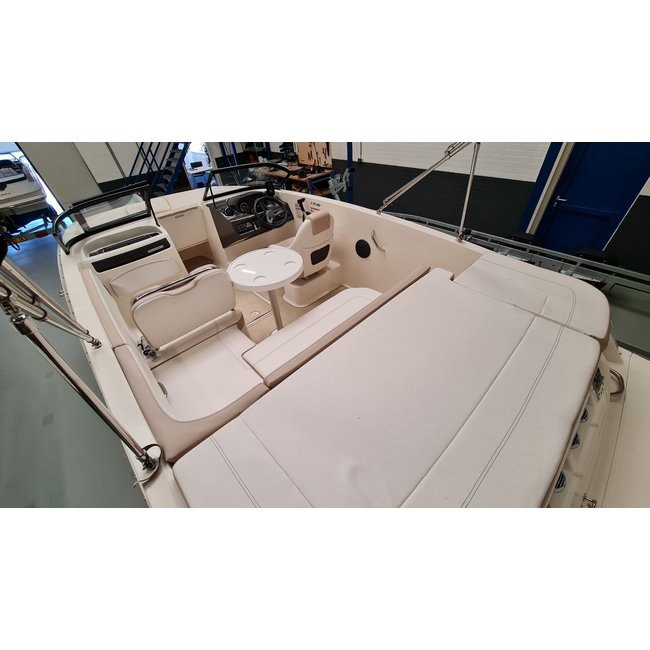 Bayliner VR5 Bowrider, 3.0 TKS 140PK, 24 uur gedraaid, 2016