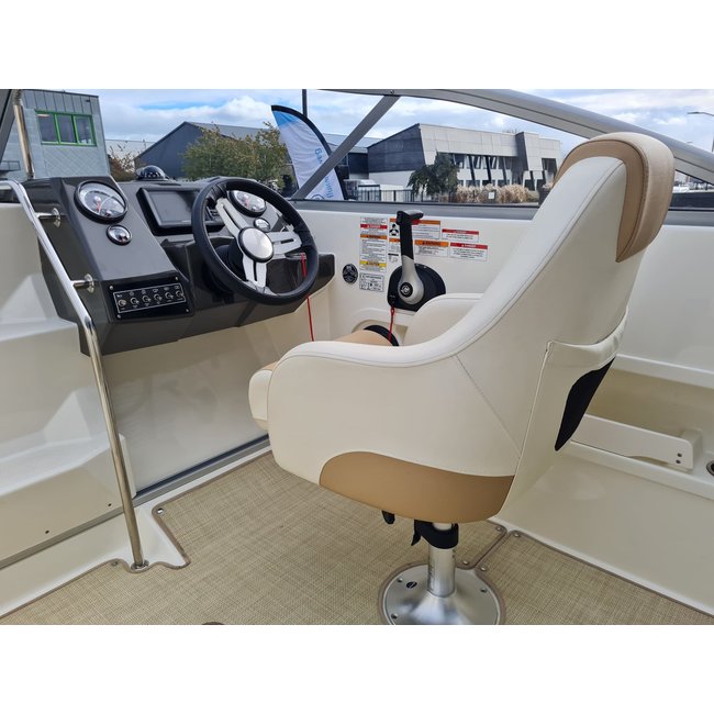 Bayliner 642 Cuddy 3.0Ltr TKS, 140pk, 2016, 140 uur