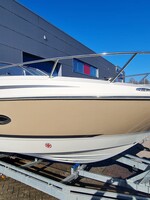 Bayliner 742 Cuddy 4.5Mpi V6, 250pk, 2015, 70 Stunden