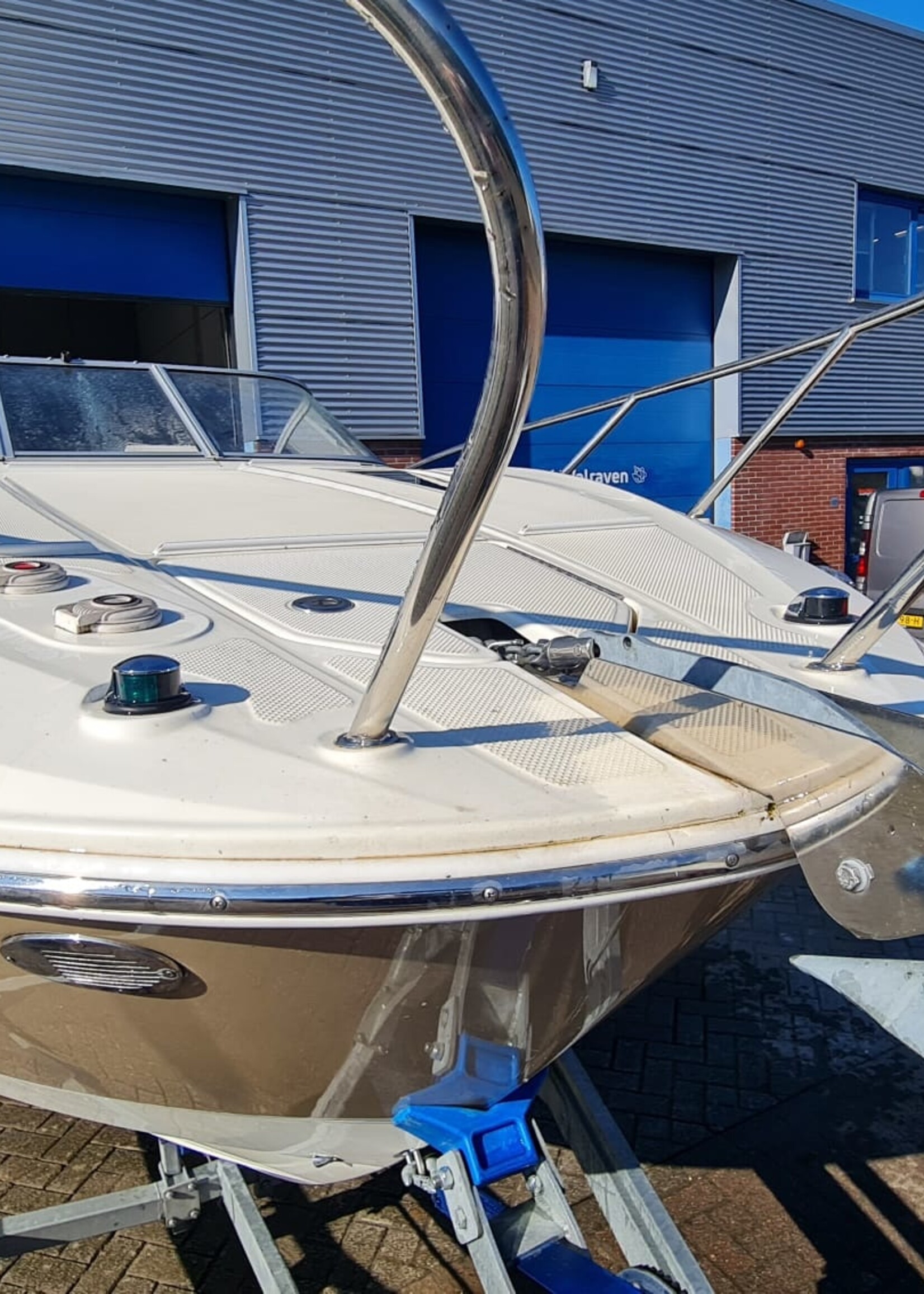 Bayliner 742 Cuddy 4.5Mpi V6, 250pk, 2015, 70 uur