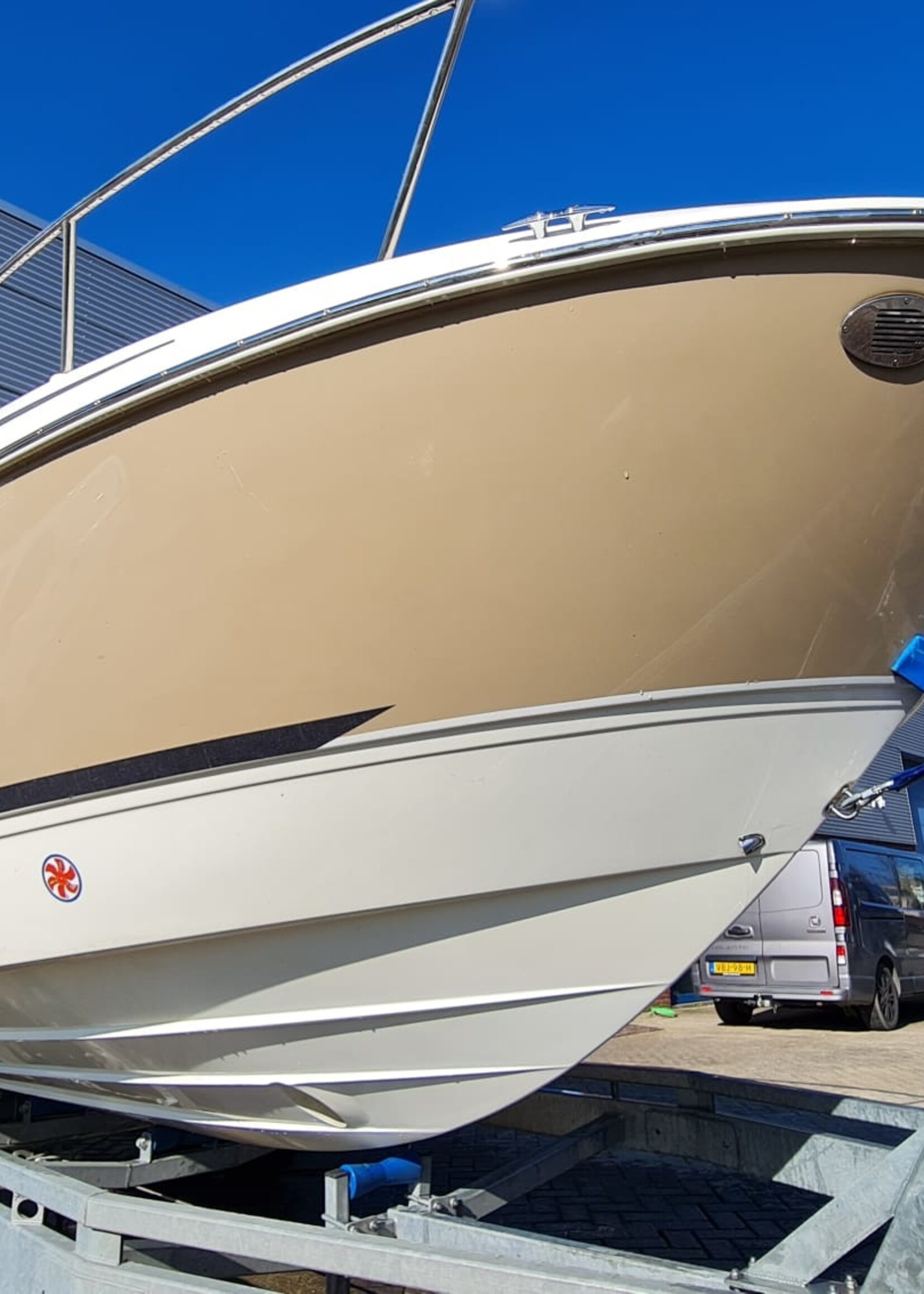 Bayliner 742 Cuddy 4.5Mpi V6, 250pk, 2015, 70 uur