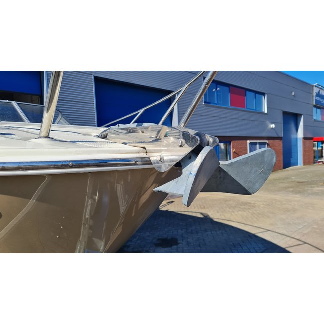 Bayliner 742 Cuddy 4.5Mpi V6, 250pk, 2015, 70 Stunden