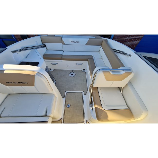 Bayliner 742 Cuddy 4.5Mpi V6, 250pk, 2015, 70 Stunden