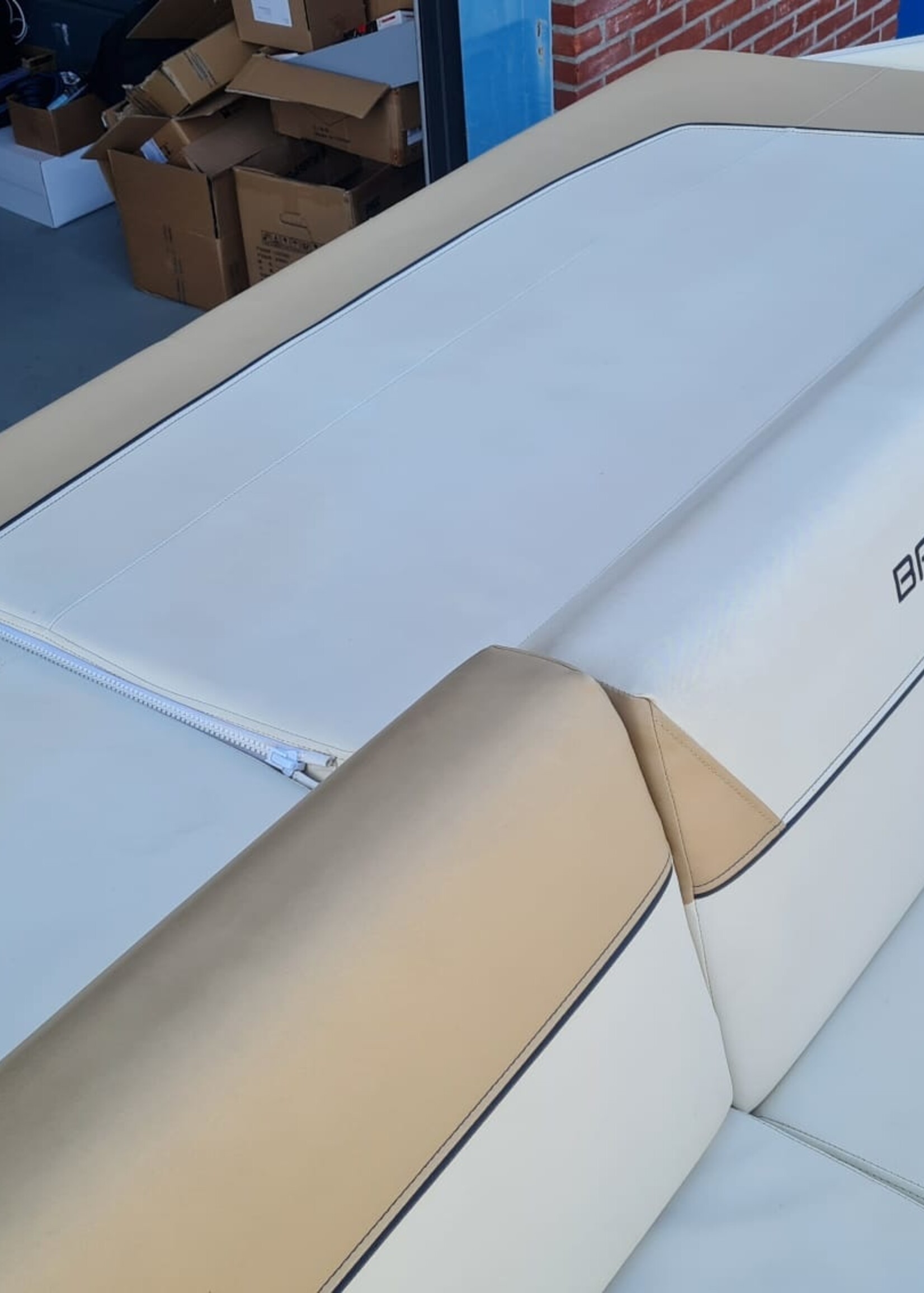 Bayliner 742 Cuddy 4.5Mpi V6, 250pk, 2015, 70 Stunden