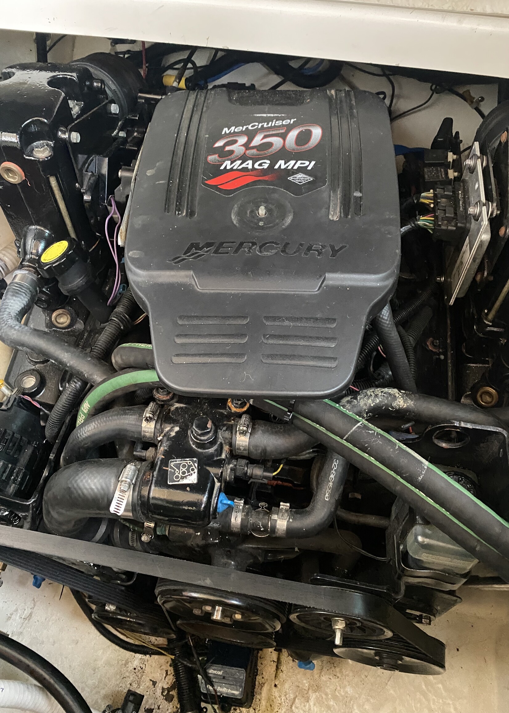 Monterey 250 CR Sport Cruiser, 5.7Ltr V8 350 Mag, 2006