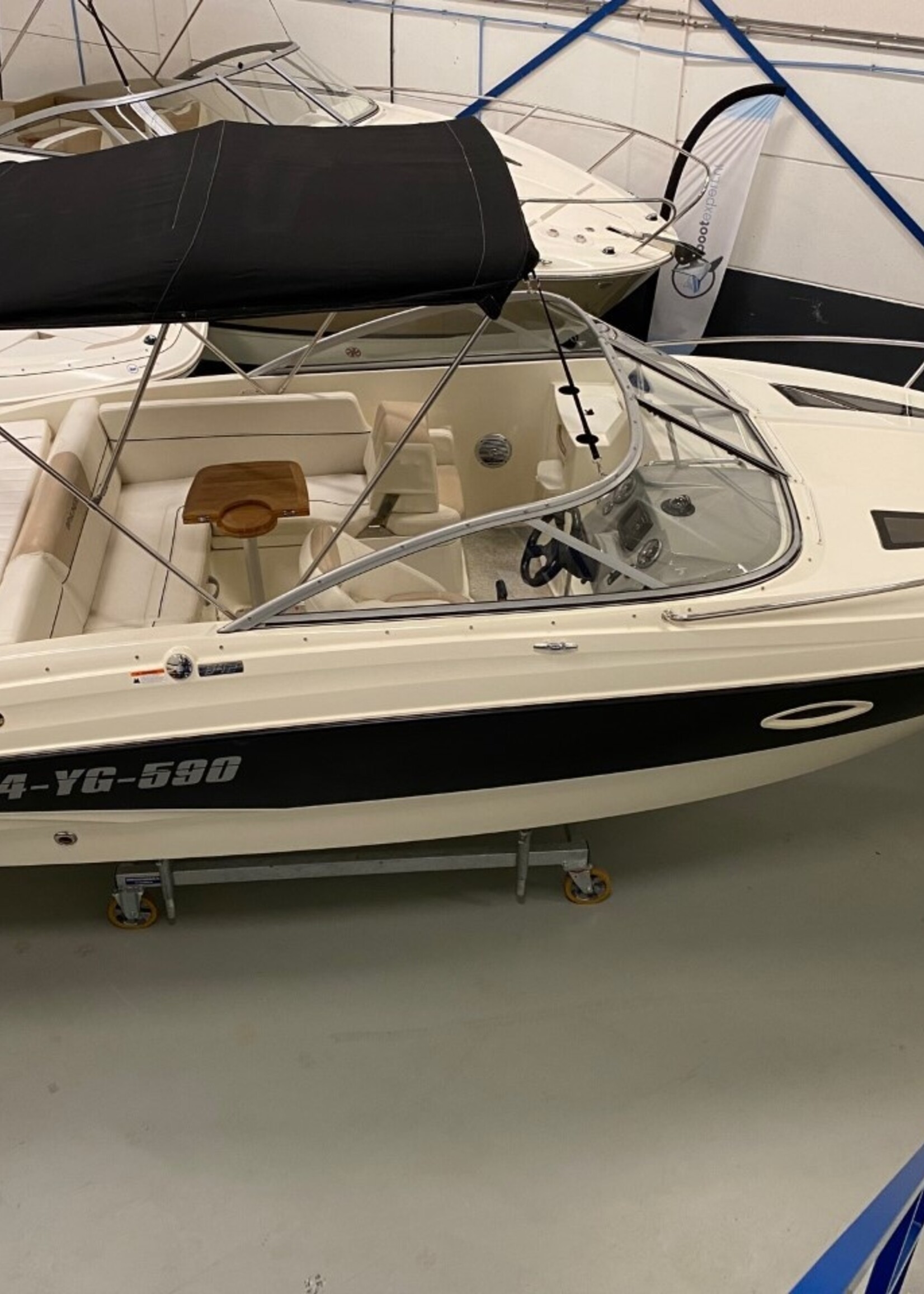 Bayliner 642 Cuddy 3.0Ltr TKS, 140pk, 2014, 200 uur