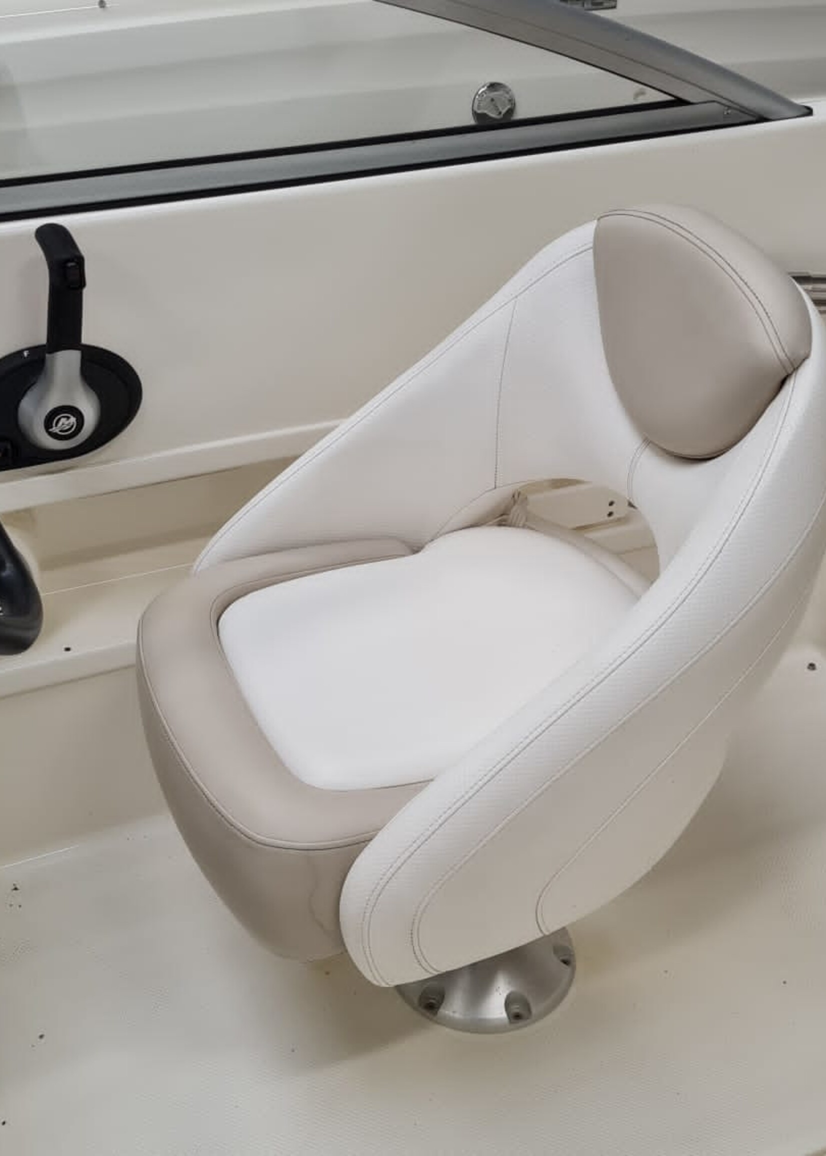 Bayliner 642 Cuddy 3.0Ltr TKS, 140pk, 2014, 70 uur