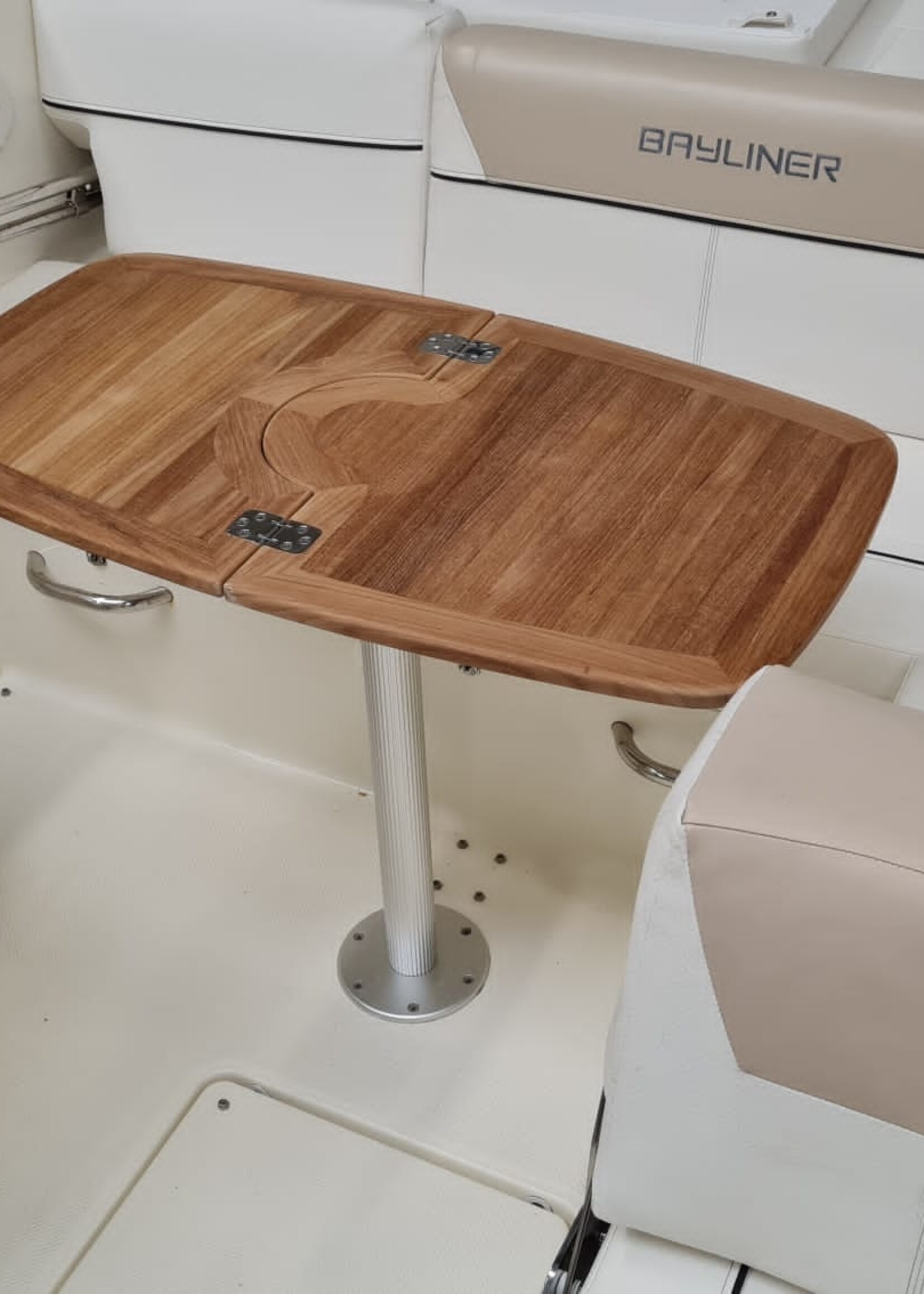 Bayliner 642 Cuddy 3.0Ltr TKS, 140pk, 2014, 70 uur