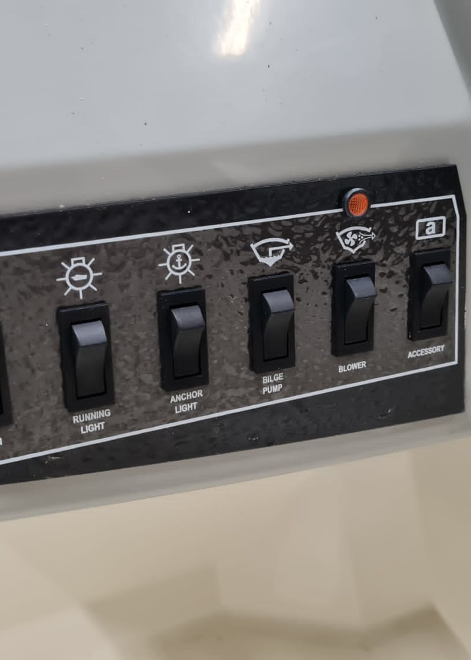 Bayliner 642 Cuddy 3.0Ltr TKS, 140pk, 2014, 70 uur