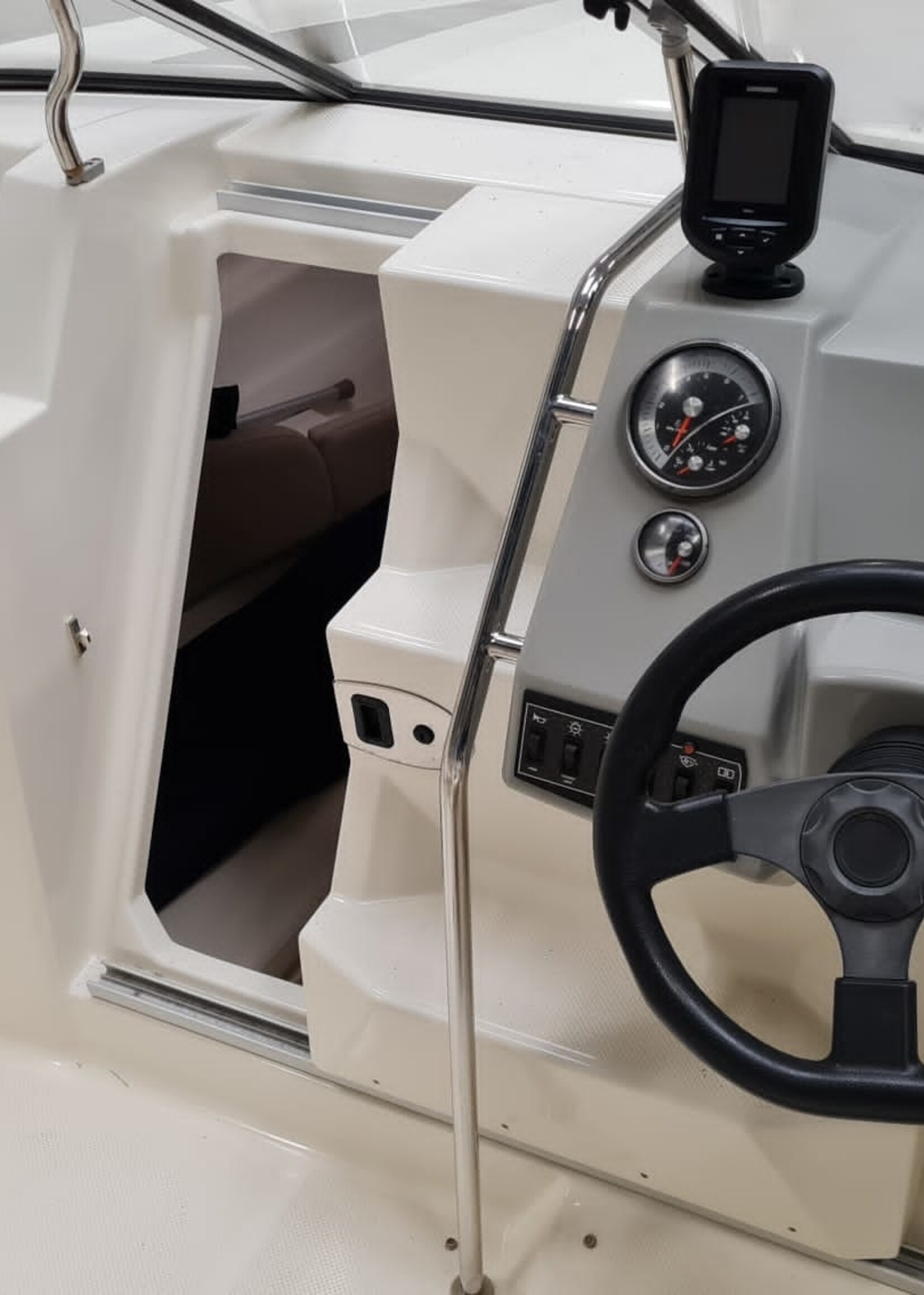 Bayliner 642 Cuddy 3.0Ltr TKS, 140pk, 2014, 70 uur