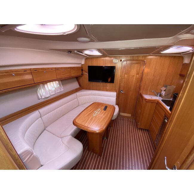 Bavaria 33 Sport, 2008, 2x Volvo 5.7 V8, 340uur