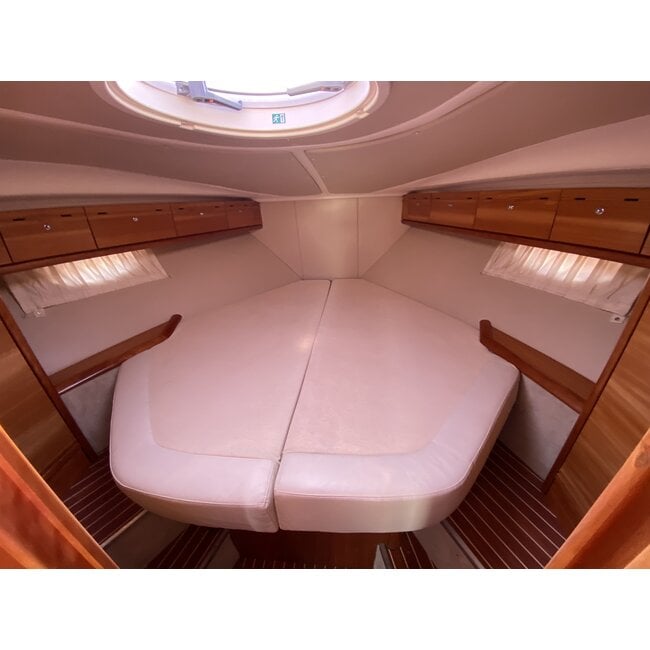 Bavaria 33 Sport, 2008, 2x Volvo 5.7 V8, 340uur