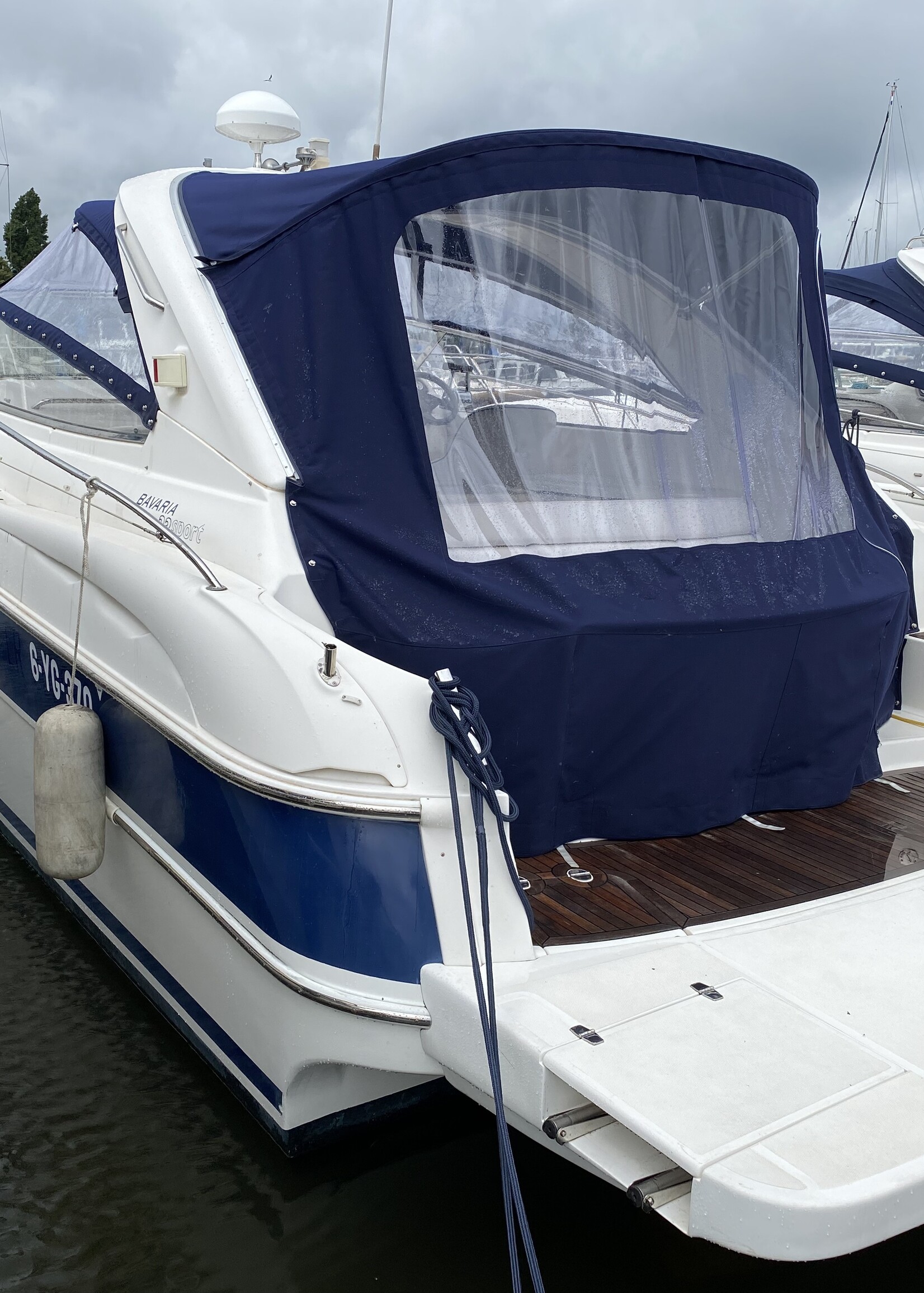 Bavaria 33 Sport, 2008, 2x Volvo 5.7 V8, 340uur
