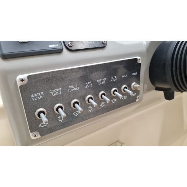 Bayliner 742 Cuddy 5.0Mpi V8, 260pk, 2014