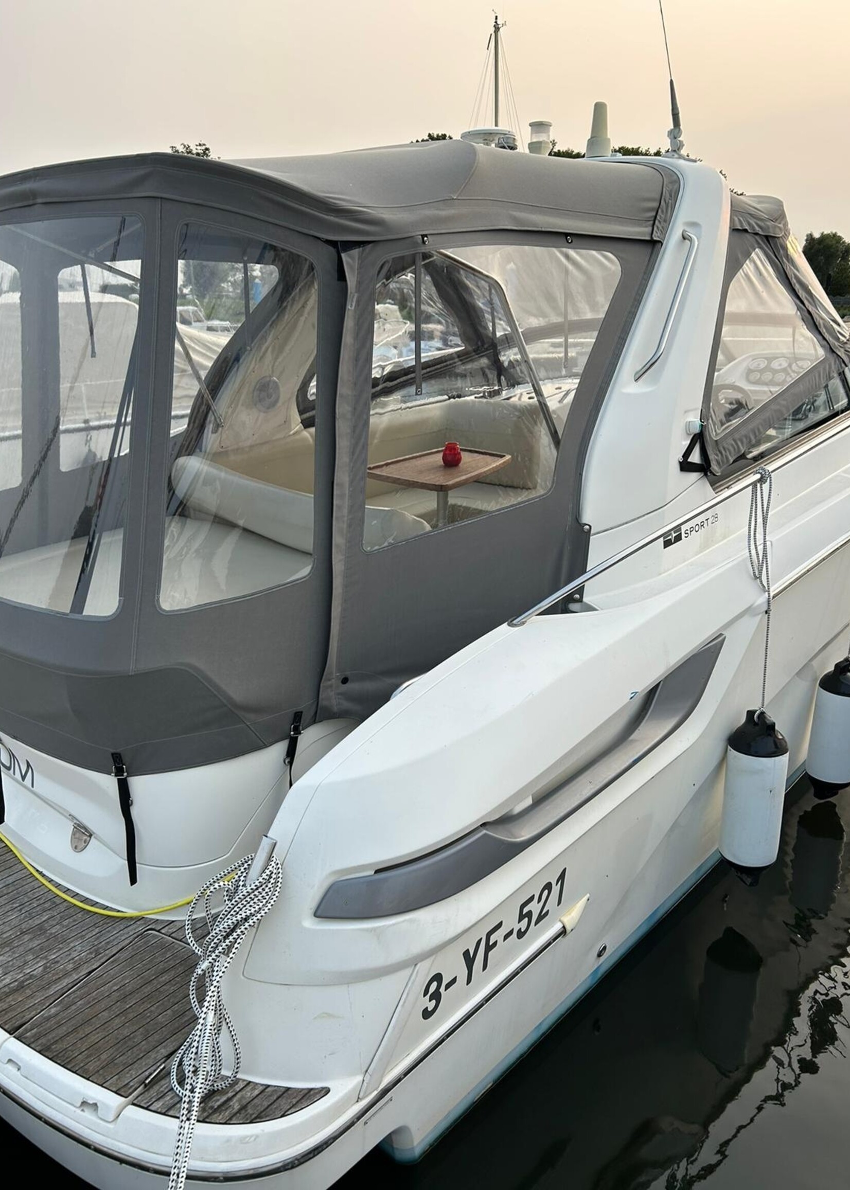 Bavaria 28 Sport 4.3 Ltr V6 450PK, 2011