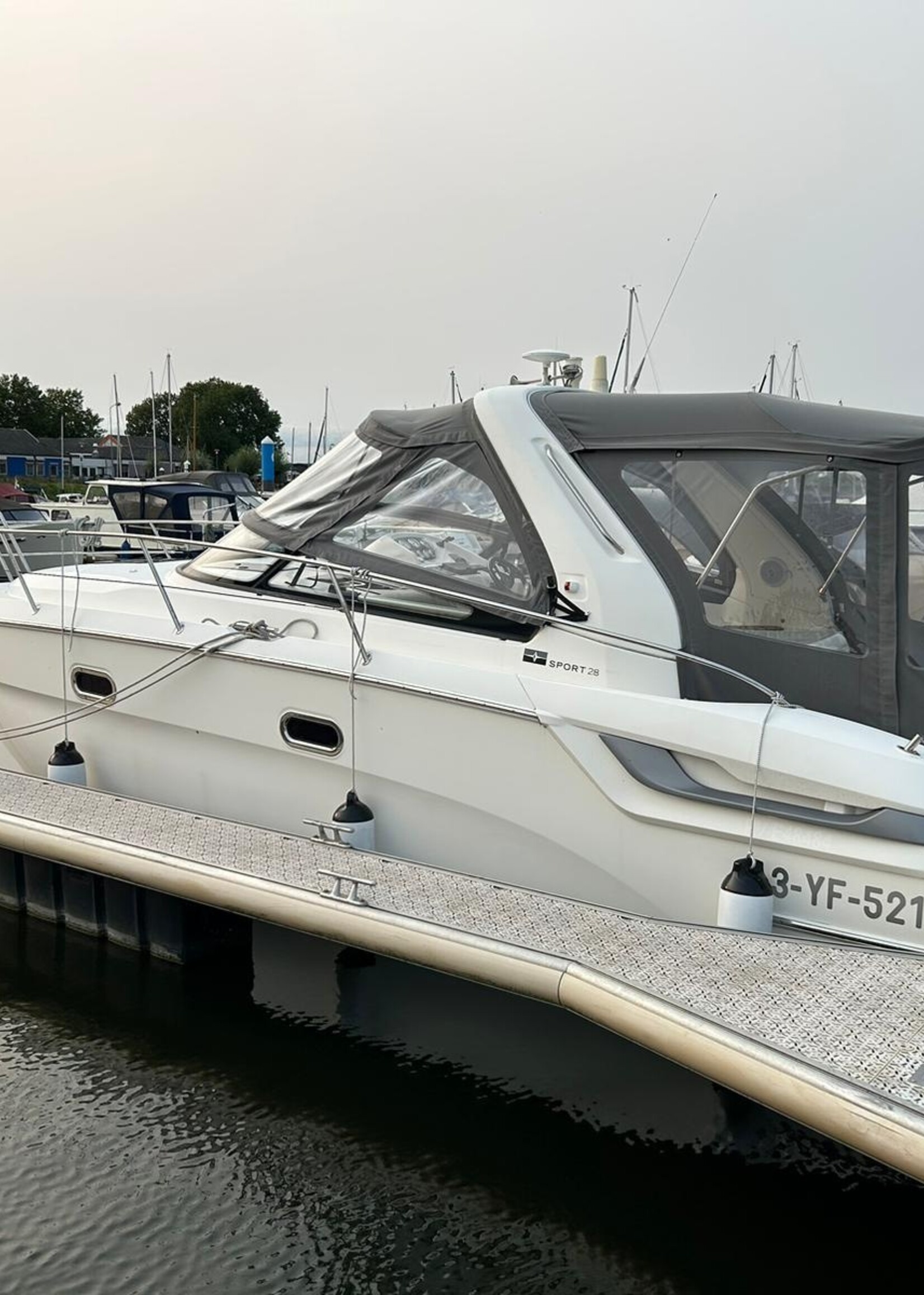 Bavaria 28 Sport 4.3 Ltr V6 450PK, 2011