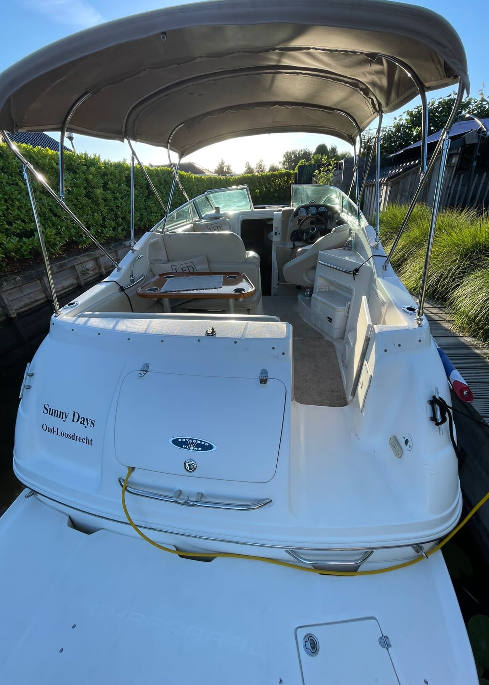 Chaparral 260 Signature Sport Cruiser, 5.7Ltr V8 350 Mag, 2004