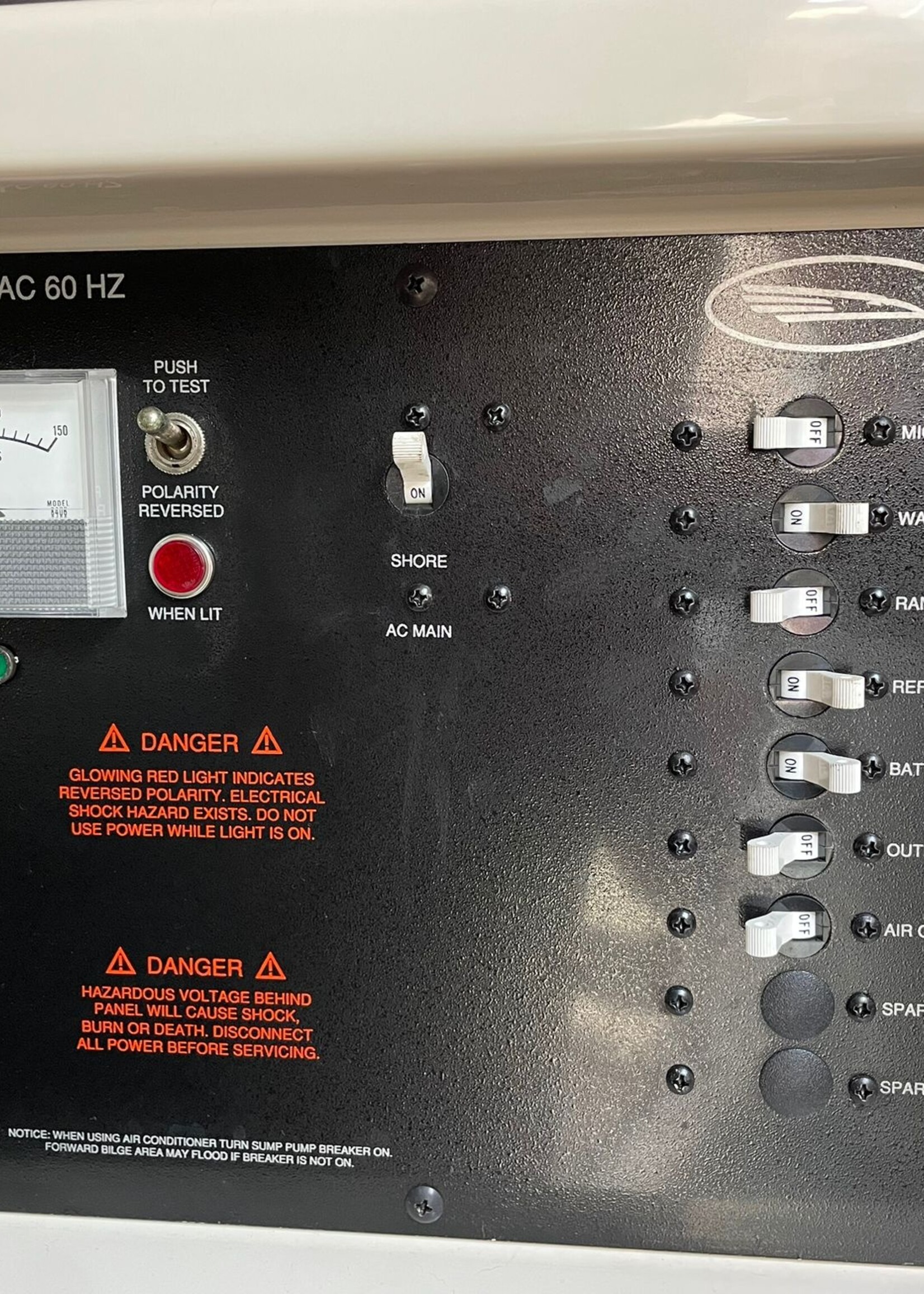 Chaparral 260 Signature Sport Cruiser, 5.7Ltr V8 350 Mag, 2004