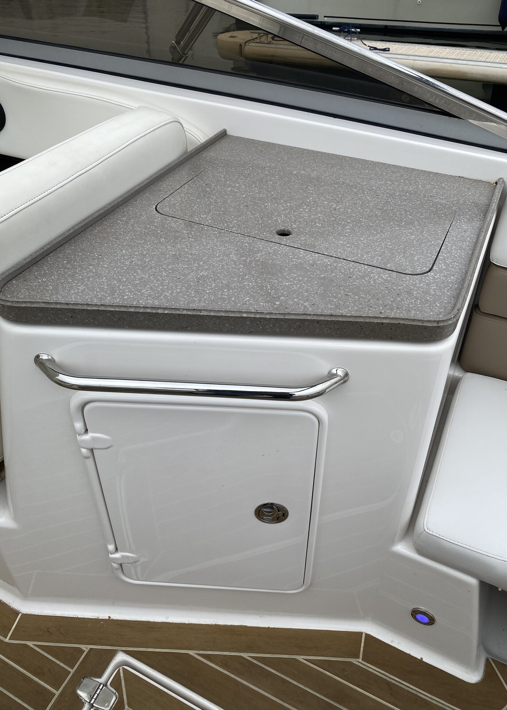 Regal 2750 Cuddy, 2009, NWE 6.2L V8 MPI DTS 350PK