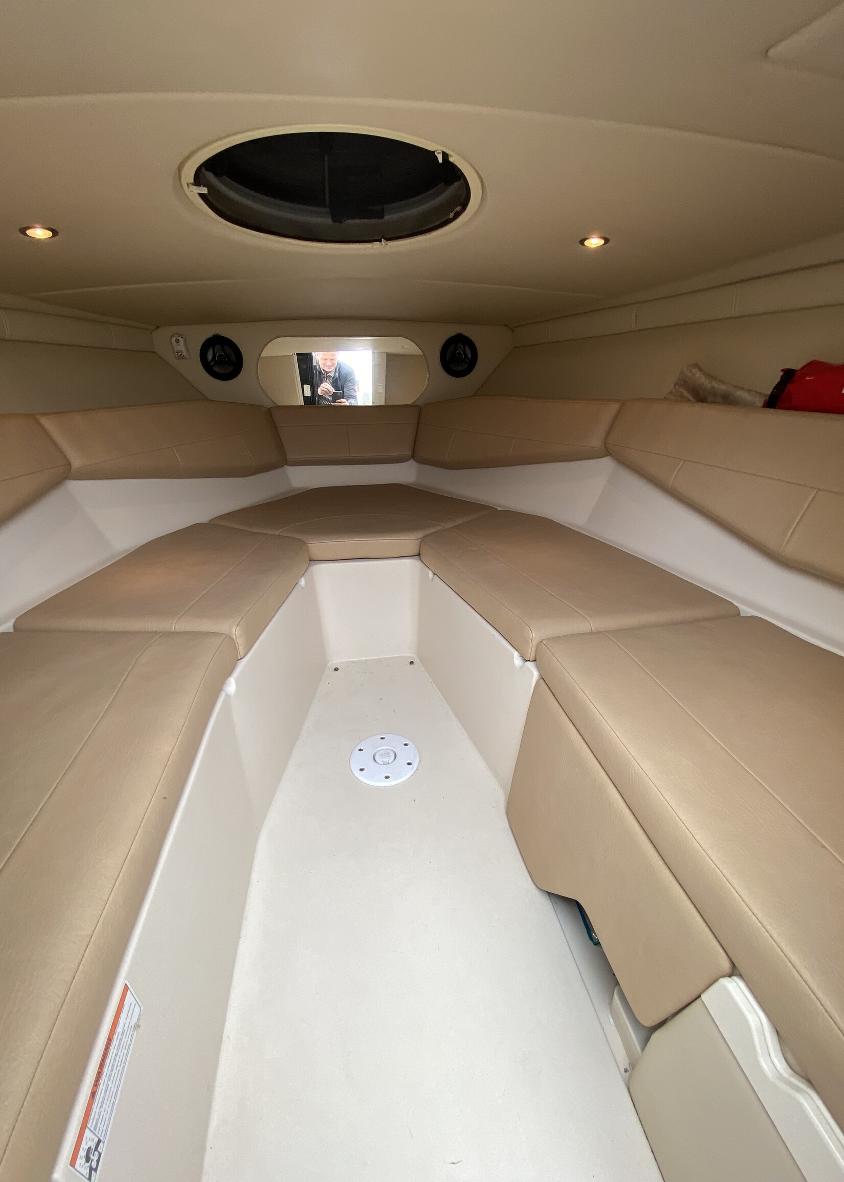 Regal 2750 Cuddy, 2009, NWE 6.2L V8 MPI DTS 350Ps.