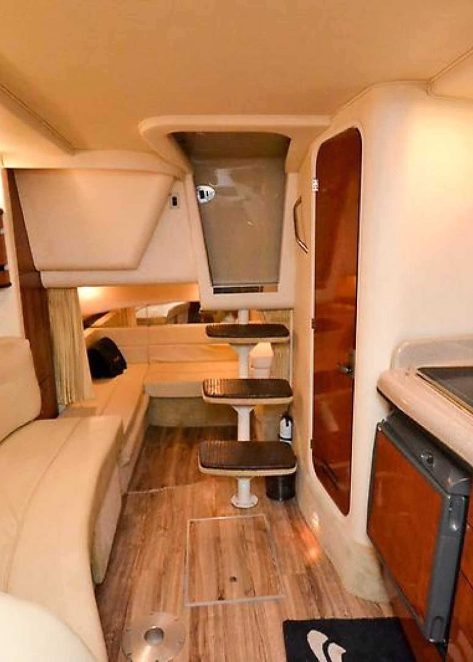 Sea Ray 300/335 Sundancer, 2007, 2x Mercruiser 5.0 V8 Mpi, 460 uur