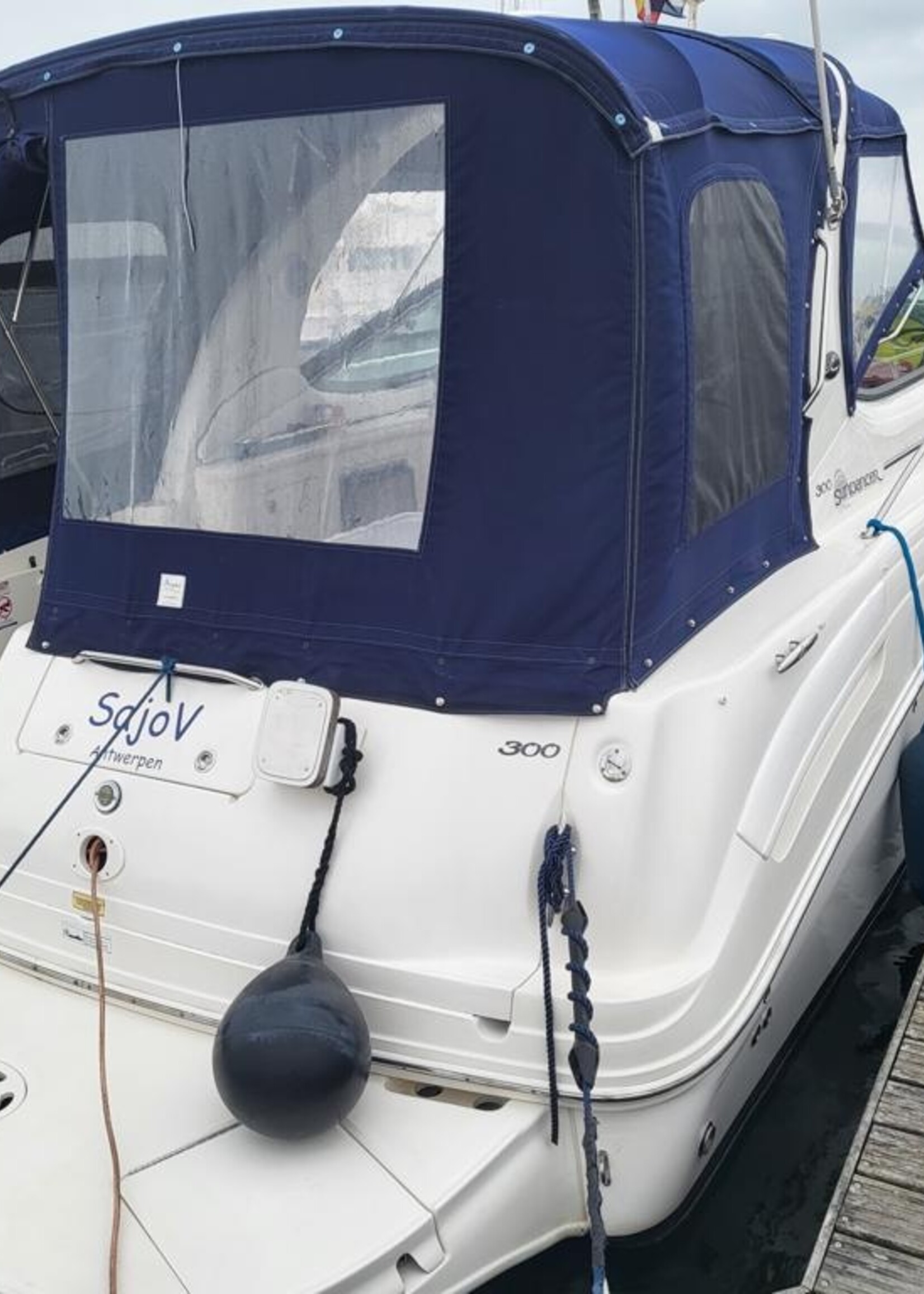 Sea Ray 300/335 Sundancer, 2007, 2x Mercruiser 5.0 V8 Mpi, 460 uur