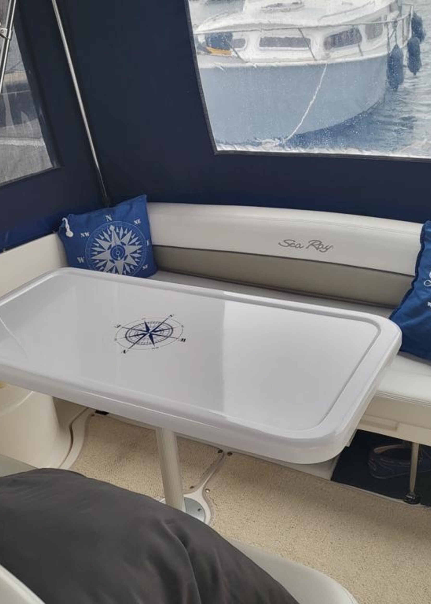 Sea Ray 300/335 Sundancer, 2007, 2x Mercruiser 5.0 V8 Mpi, 460 uur