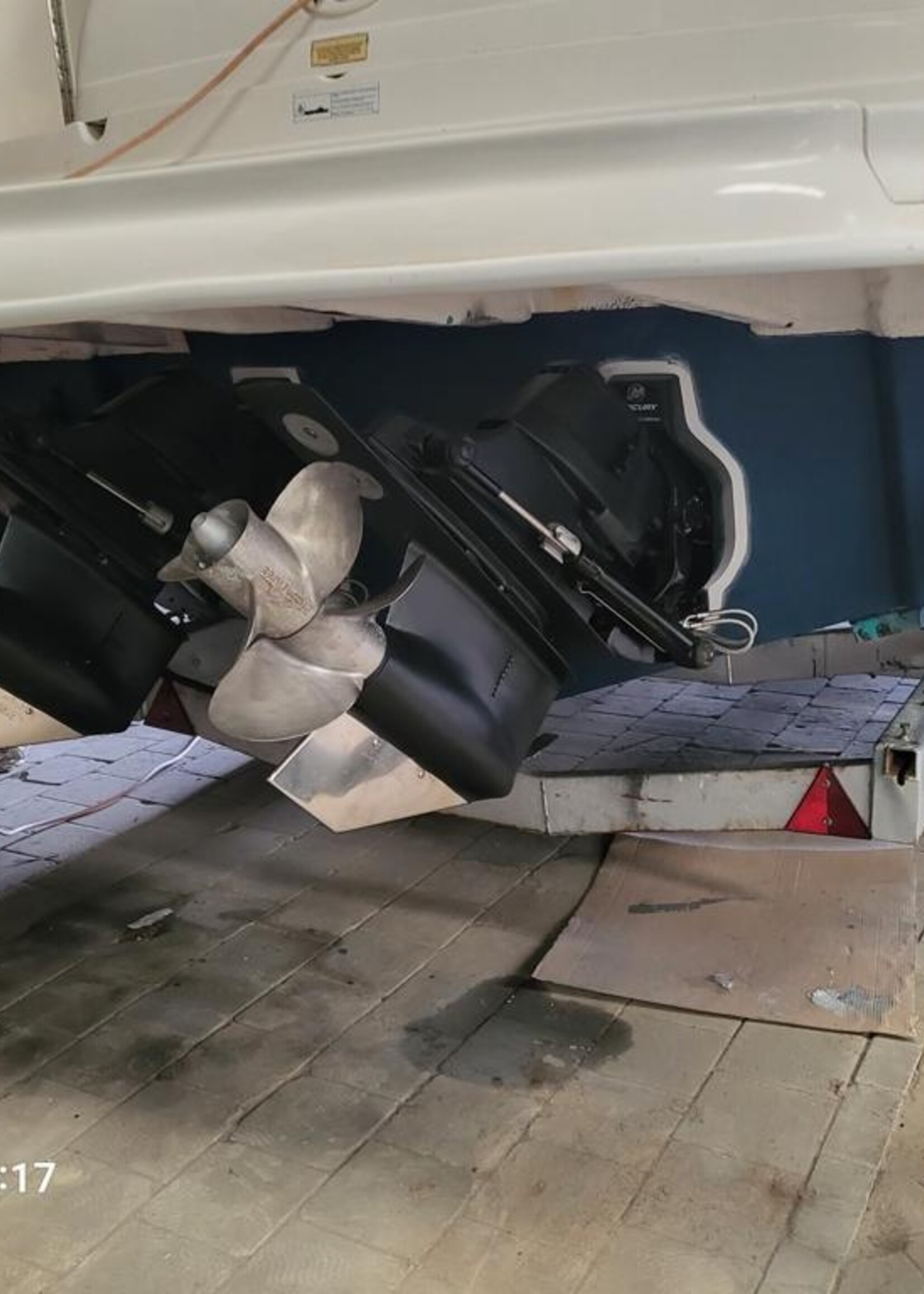 Sea Ray 300/335 Sundancer, 2007, 2x Mercruiser 5.0 V8 Mpi, 460 uur