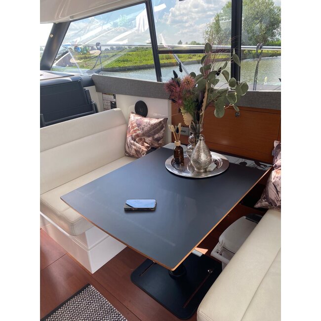 Jeanneau NC9 Hardtop, 2013, diesel 260PK