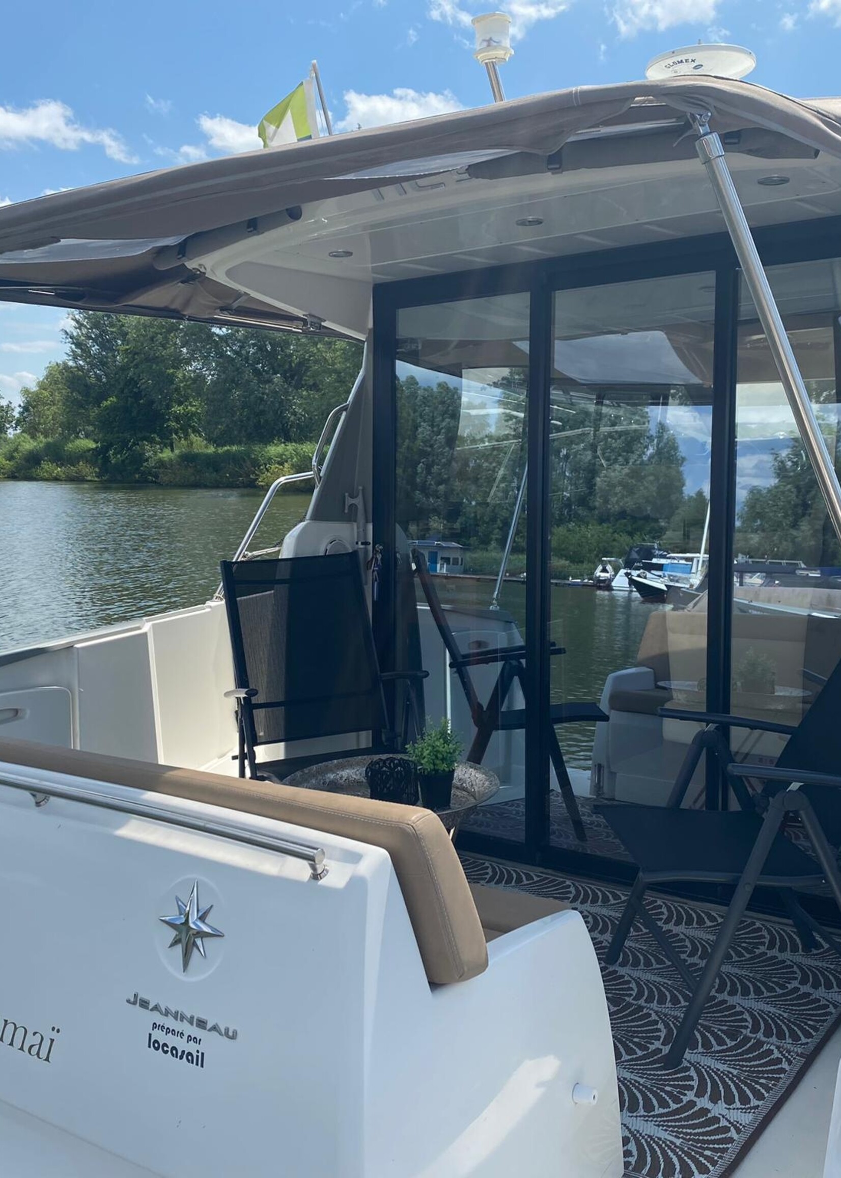 Jeanneau NC9 Hardtop, 2012, diesel 260PK