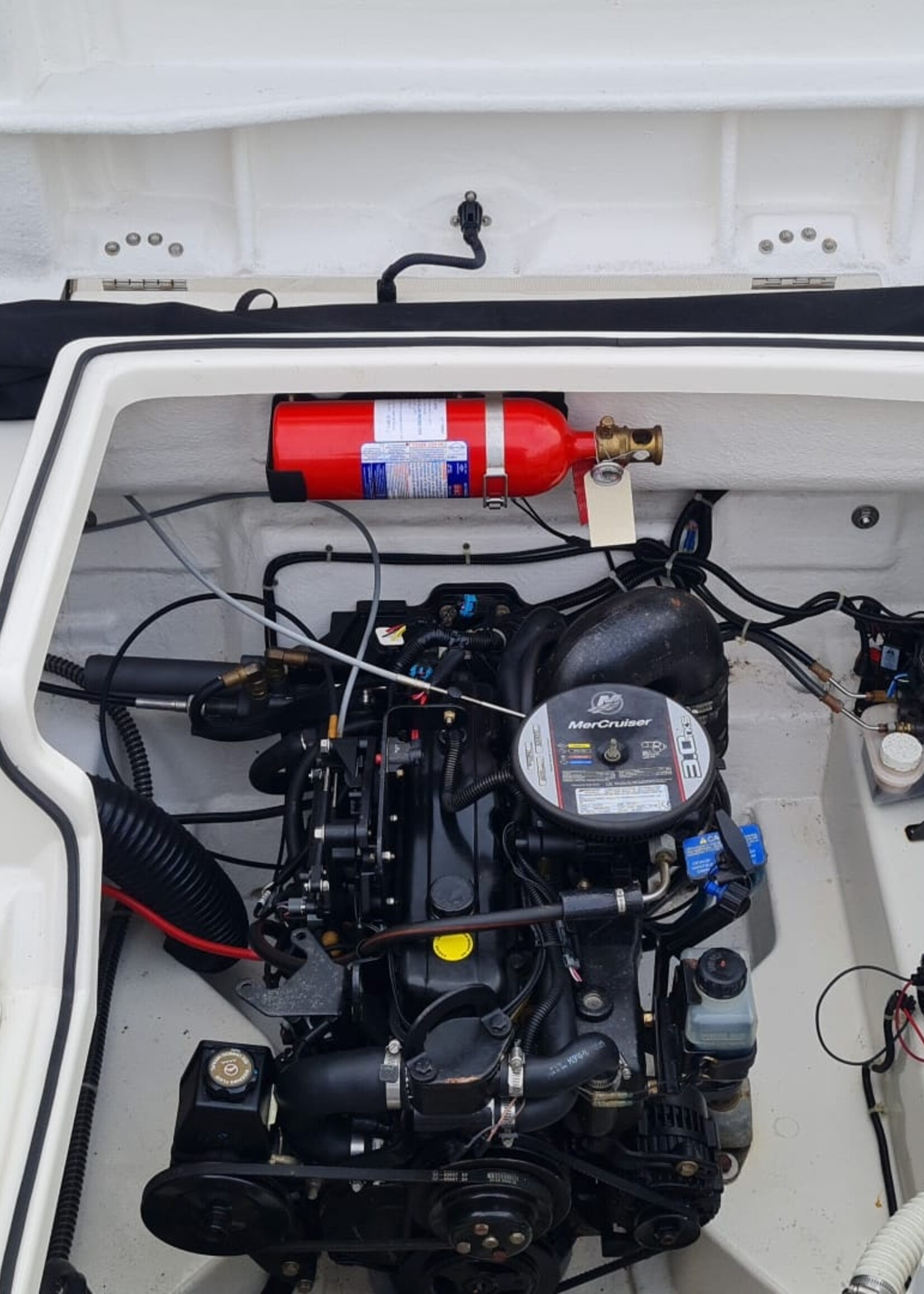 Bayliner 642 Cuddy 3.0Ltr TKS, 140pk, 2015, 160 uur