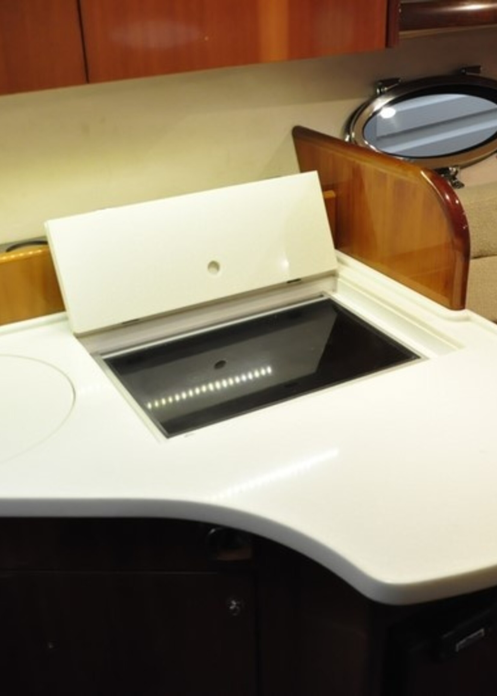 Windy 32 Grand Tornado, 2007, 2x Volvo 5.0Gxi V8, 420stunden