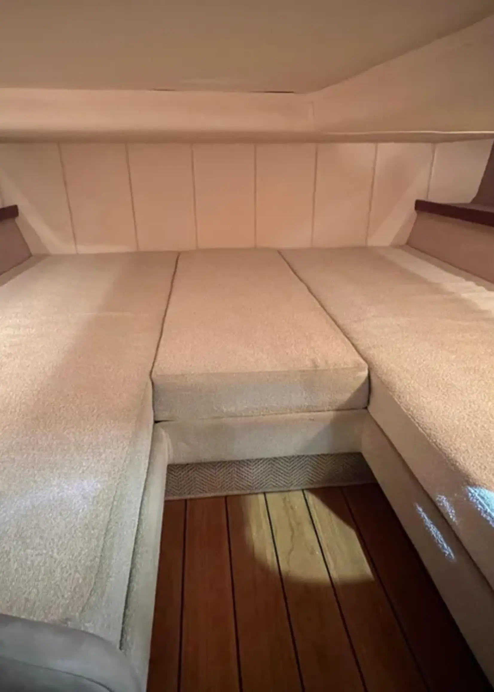 Windy 32 Grand Tornado, 2007, 2x Volvo 5.0Gxi V8, 420stunden